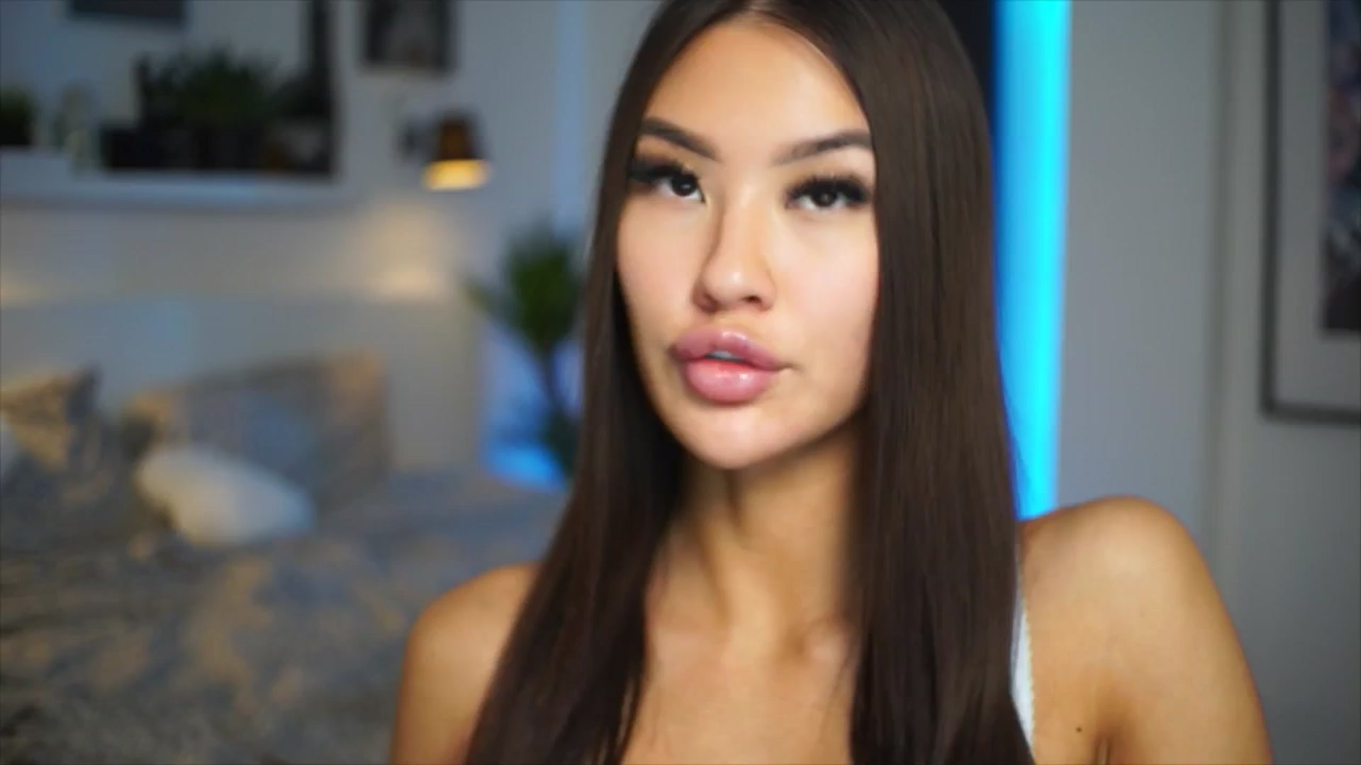 Gallery image thumbnail from SimpleMai's myfreecams stream on, 04/29/2026, 17:59 image 14 of 20