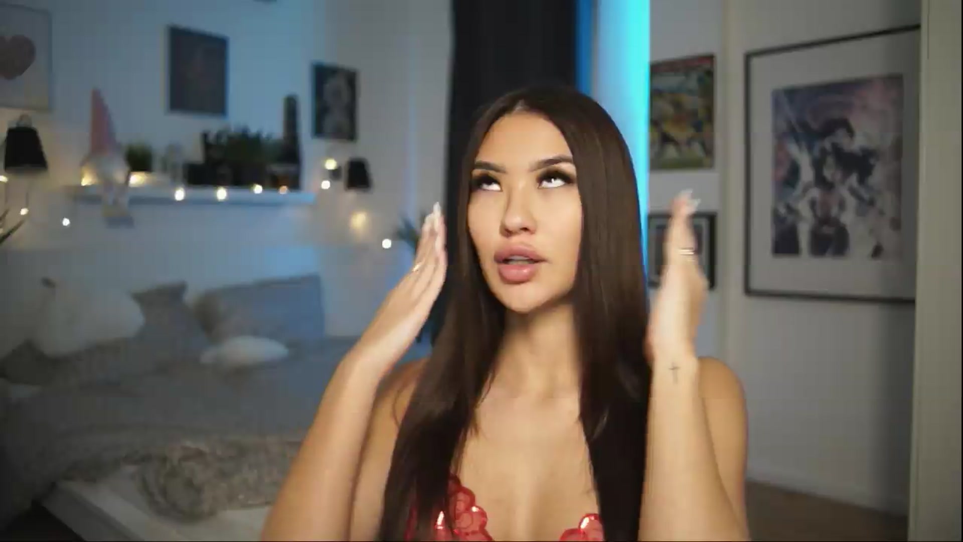 Gallery image thumbnail from SimpleMai's myfreecams stream on, 05/10/2026, 18:30 image 7 of 20