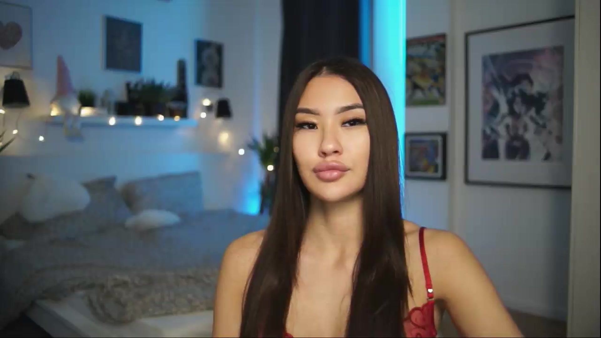 Gallery image thumbnail from SimpleMai's myfreecams stream on, 05/10/2026, 18:30 image 13 of 20