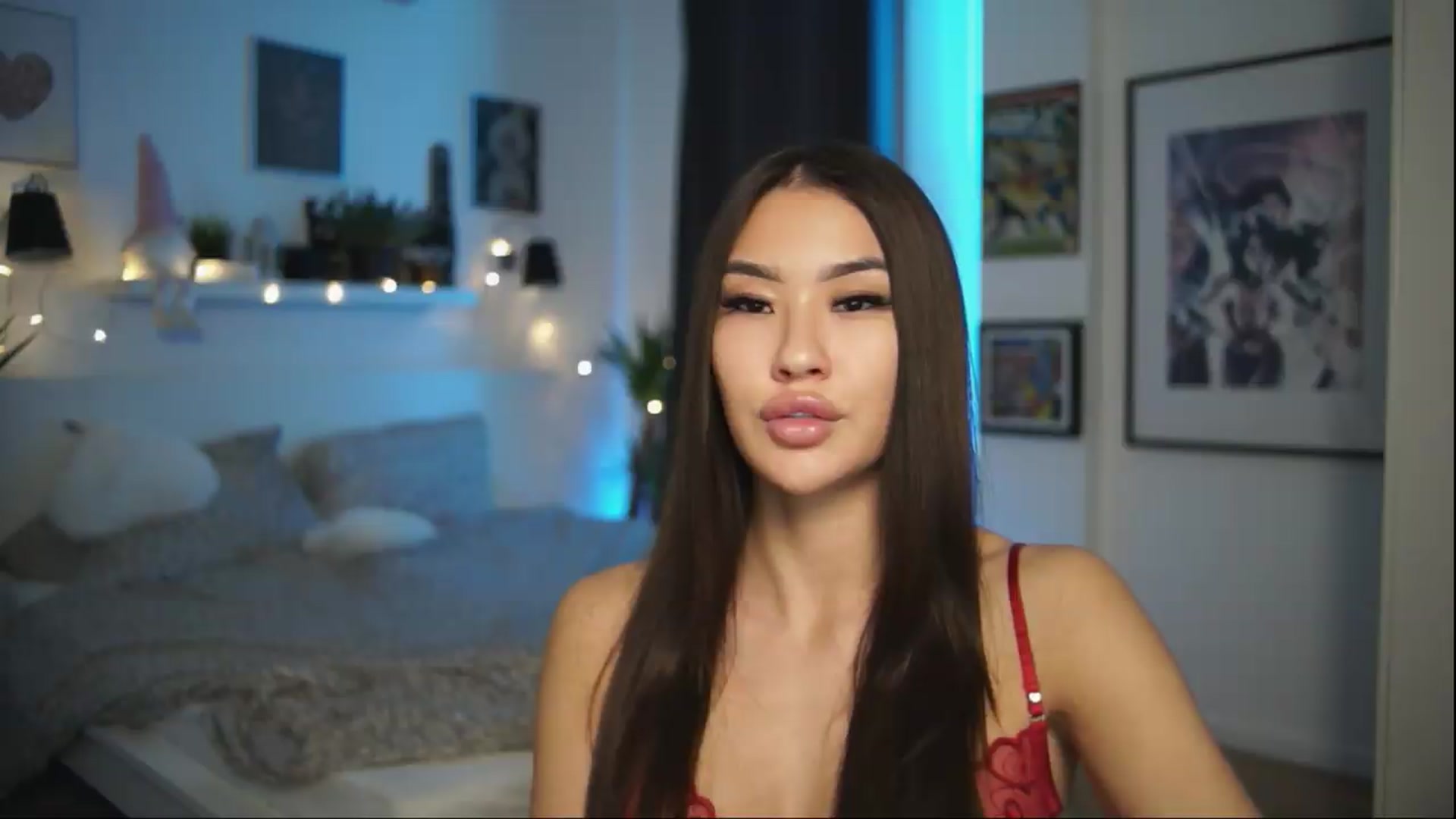Gallery image thumbnail from SimpleMai's myfreecams stream on, 05/10/2026, 18:30 image 14 of 20