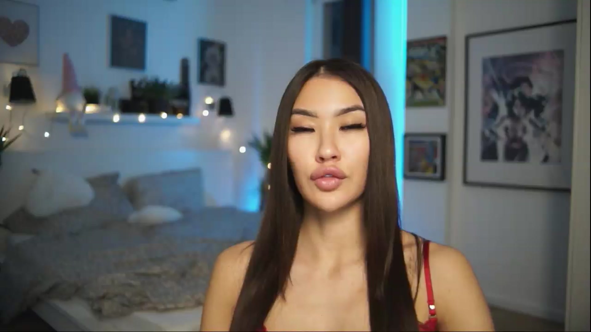 Gallery image thumbnail from SimpleMai's myfreecams stream on, 05/10/2026, 22:10 image 3 of 20