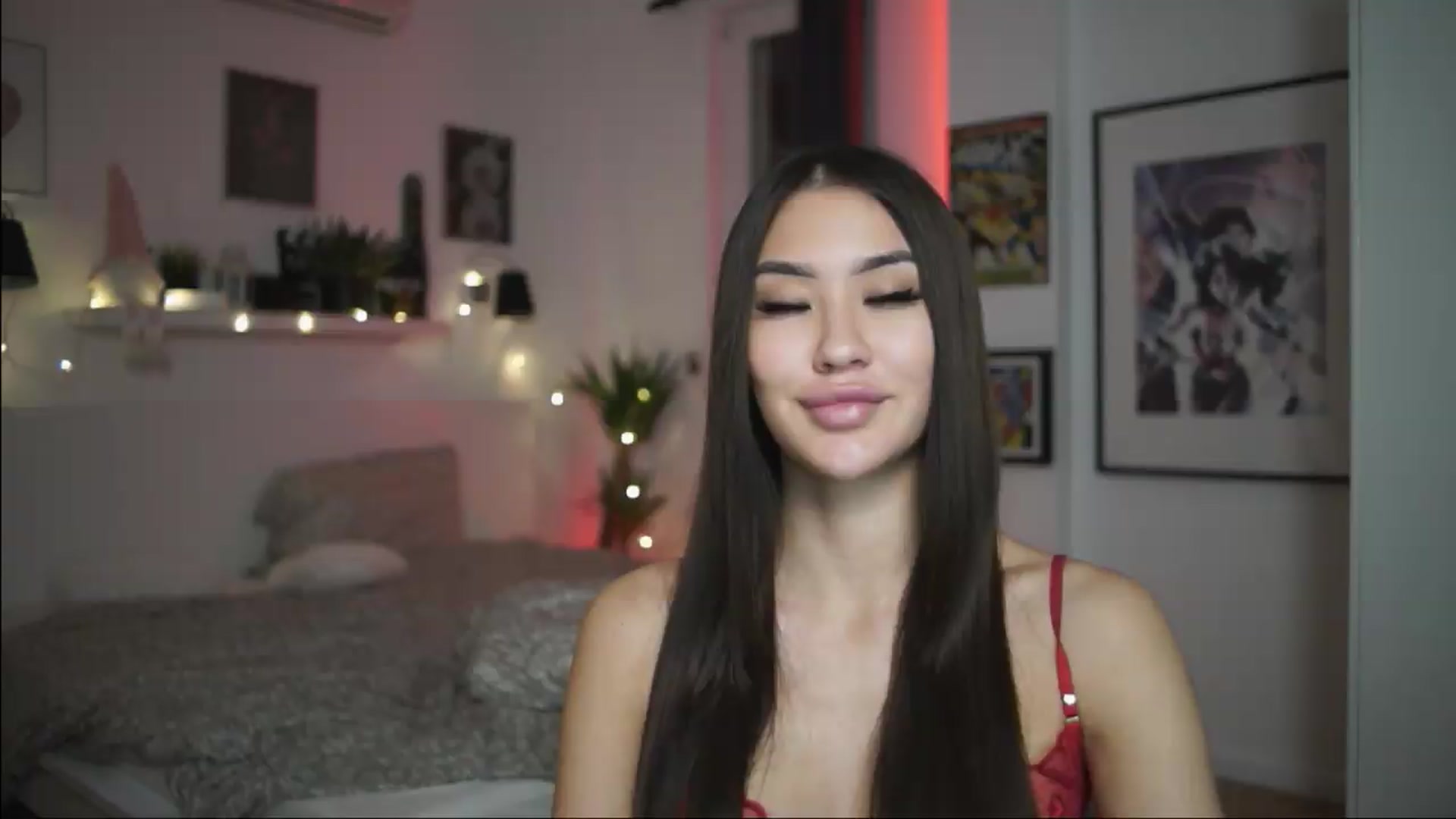 Gallery image thumbnail from SimpleMai's myfreecams stream on, 05/10/2026, 23:53 image 3 of 20