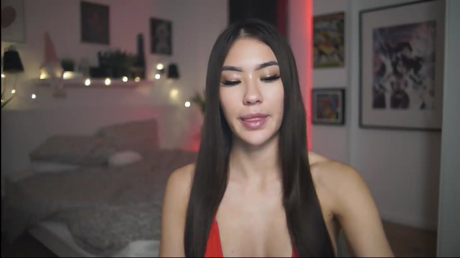 Gallery image thumbnail from SimpleMai's myfreecams stream on, 05/11/2026, 20:01 image 10 of 20