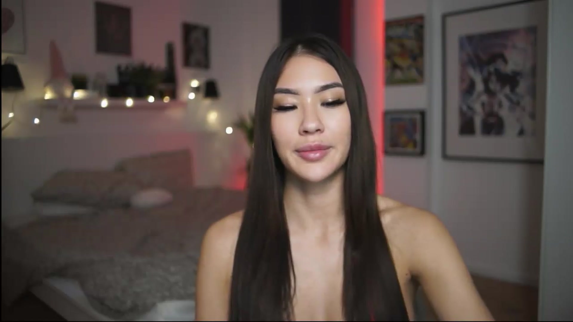 Gallery image thumbnail from SimpleMai's myfreecams stream on, 05/11/2026, 20:01 image 8 of 20