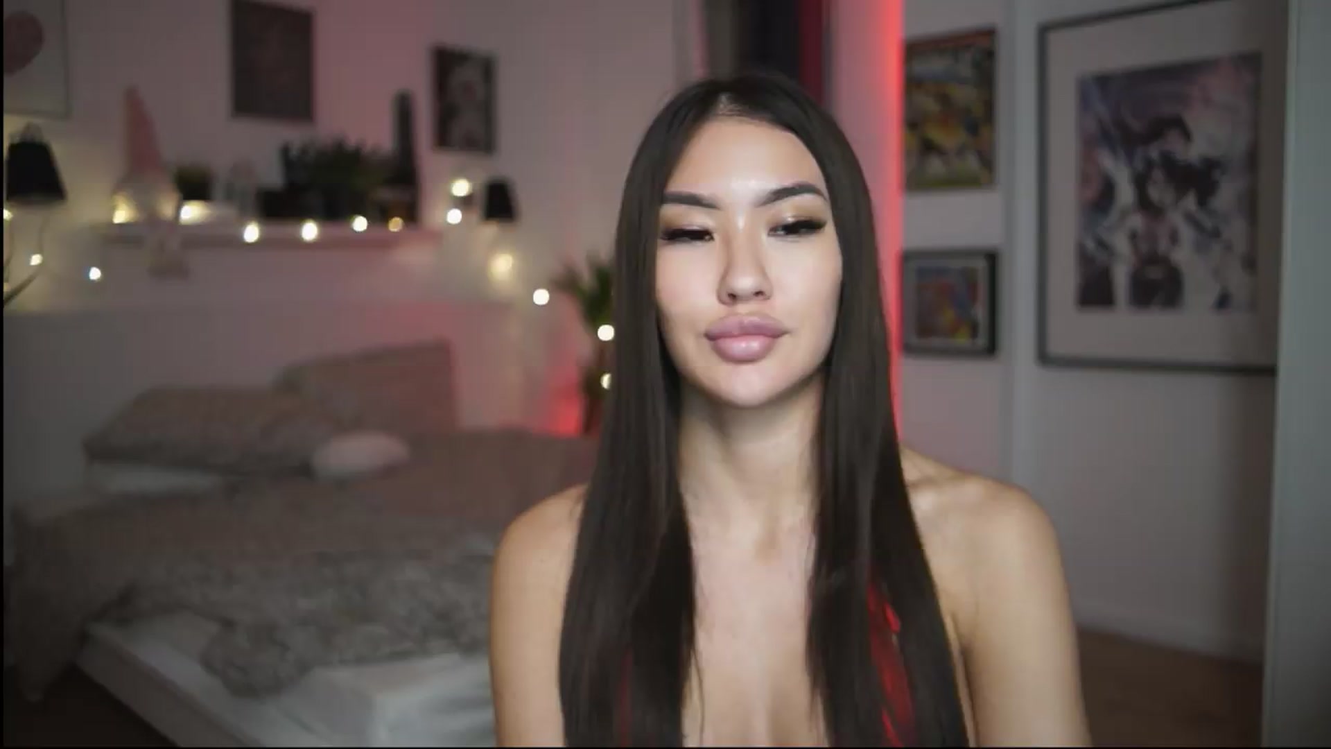 Gallery image thumbnail from SimpleMai's myfreecams stream on, 05/11/2026, 23:46 image 9 of 20