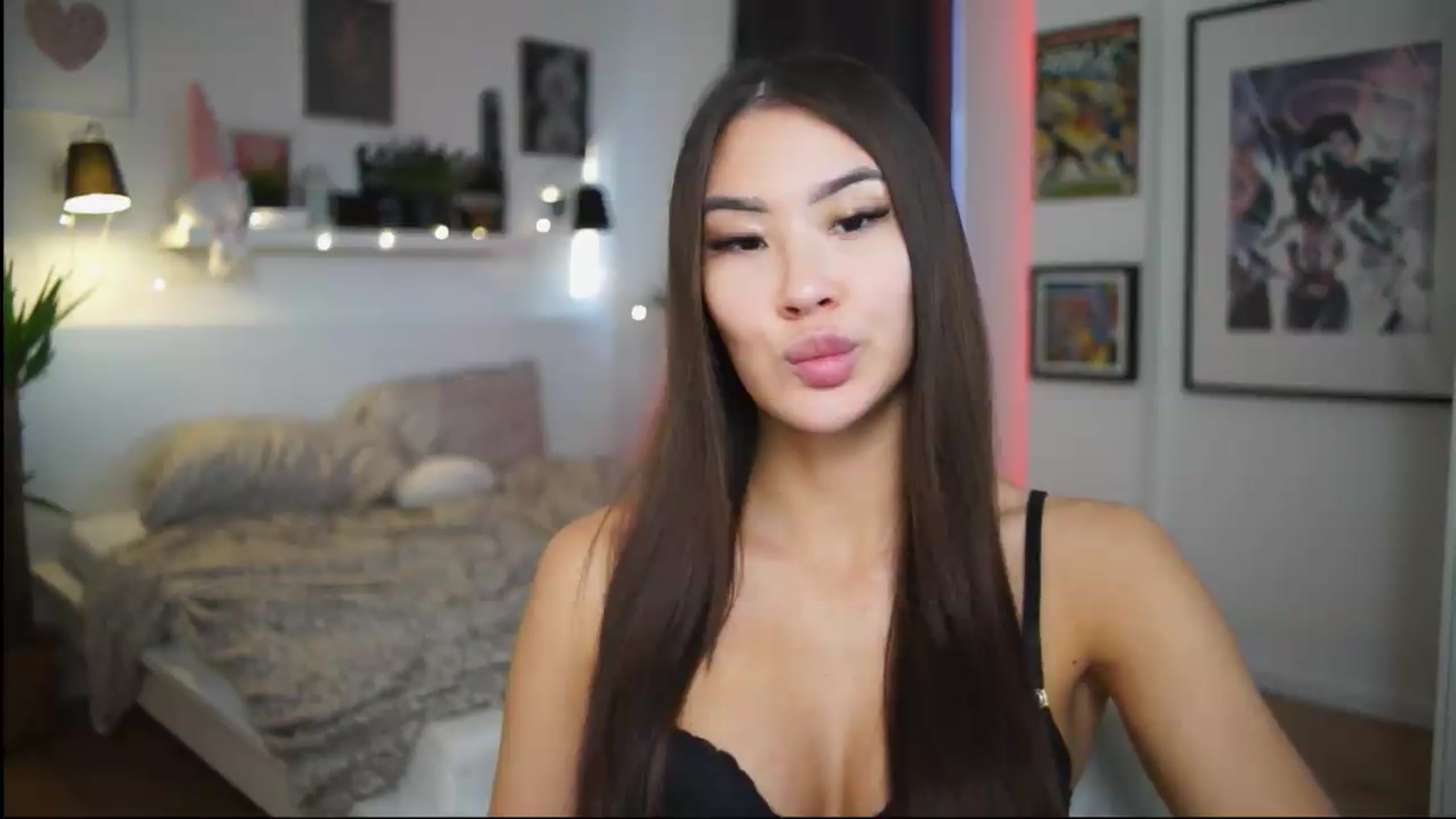 Gallery image thumbnail from SimpleMai's myfreecams stream on, 05/18/2026, 19:07 image 3 of 20