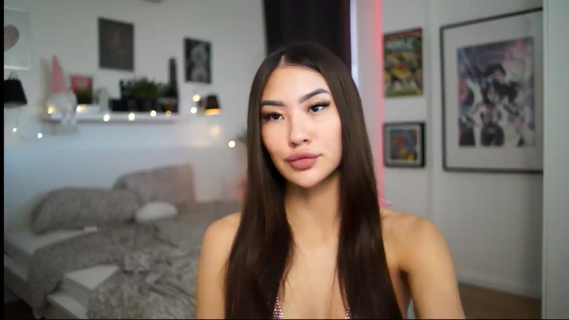 Gallery image thumbnail from SimpleMai's myfreecams stream on, 05/22/2026, 08:56 image 19 of 20