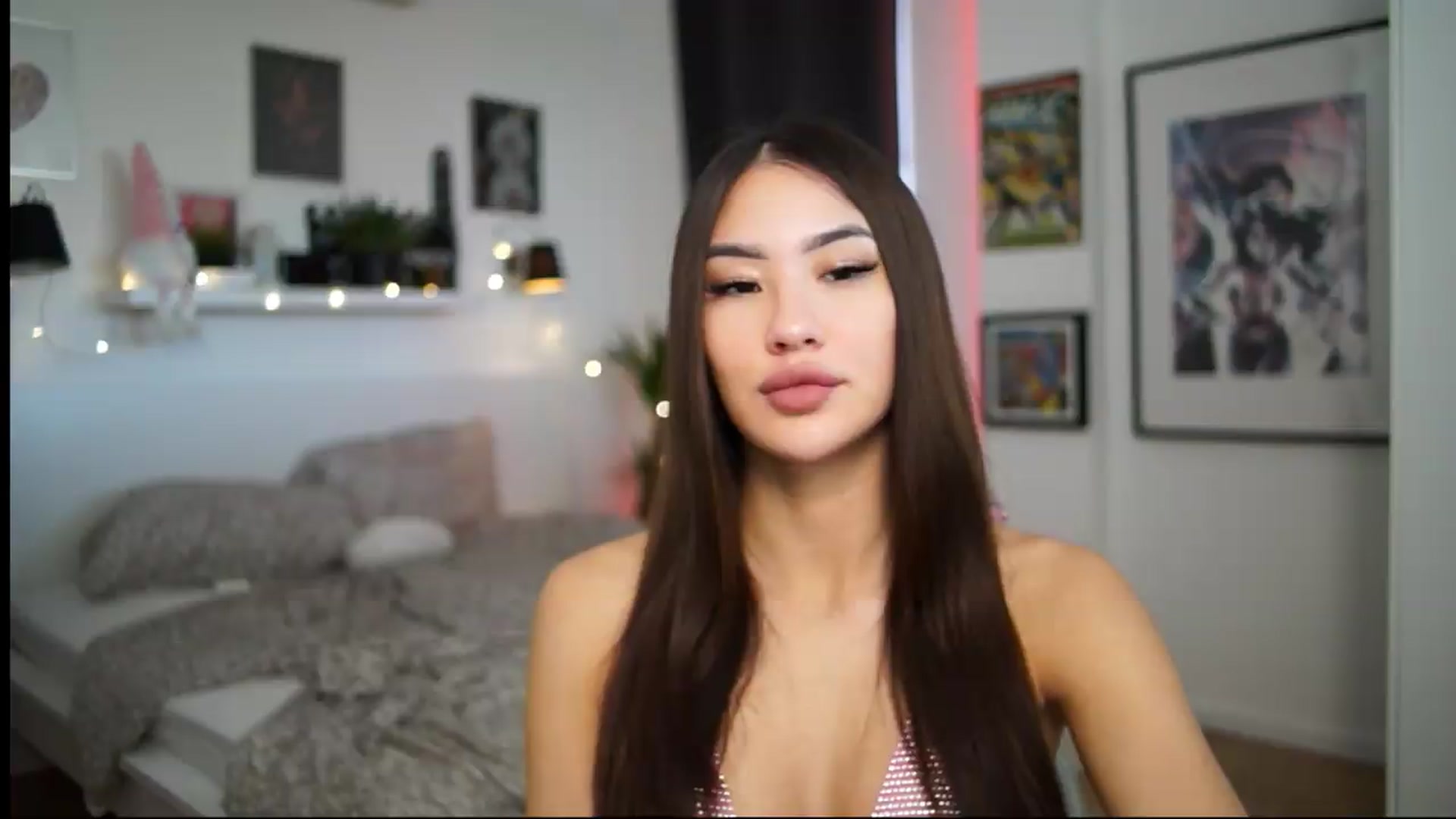 Gallery image thumbnail from SimpleMai's myfreecams stream on, 05/22/2026, 08:56 image 15 of 20