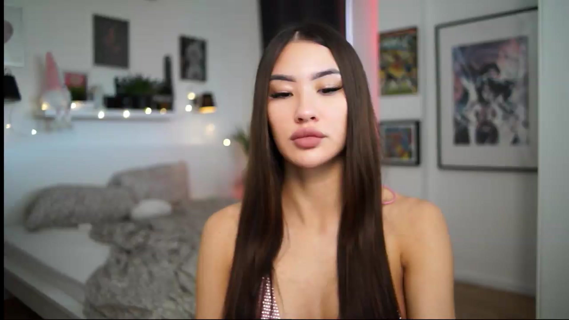 Gallery image thumbnail from SimpleMai's myfreecams stream on, 05/22/2026, 11:07 image 8 of 20