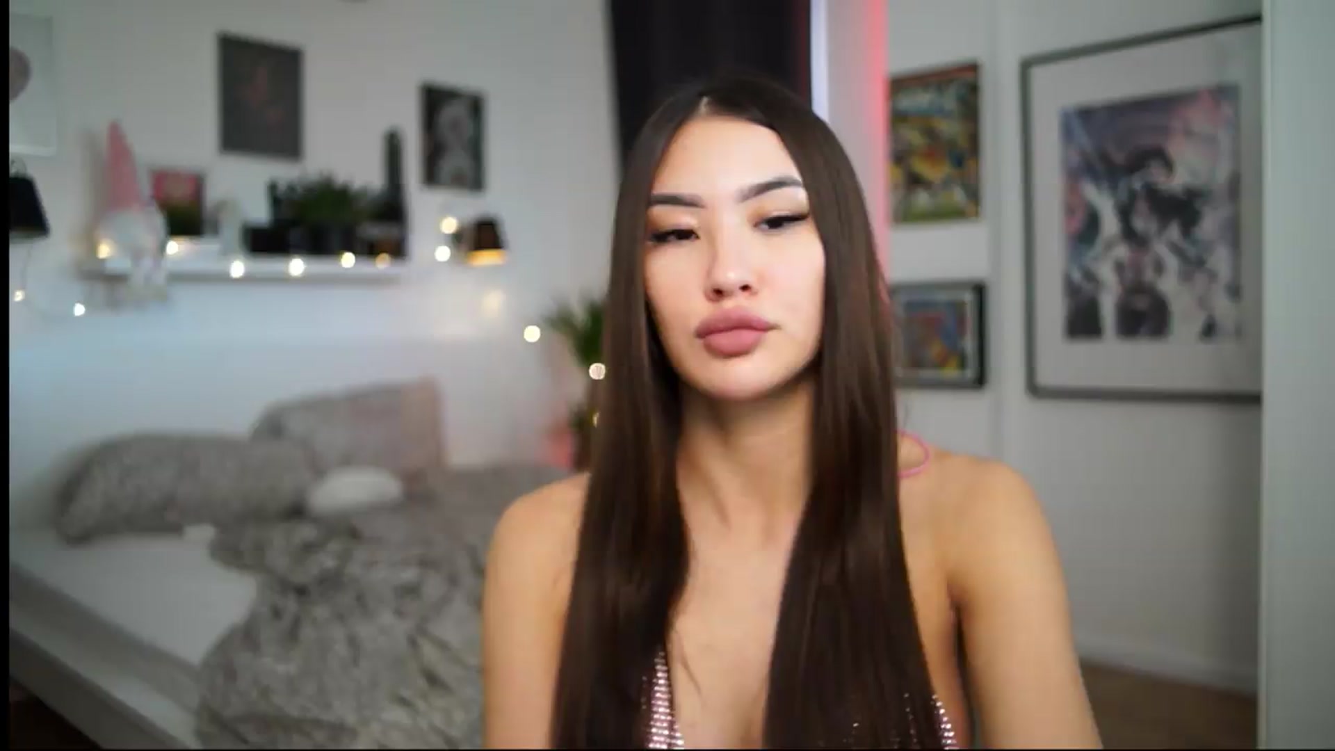 Gallery image thumbnail from SimpleMai's myfreecams stream on, 05/22/2026, 11:07 image 9 of 20