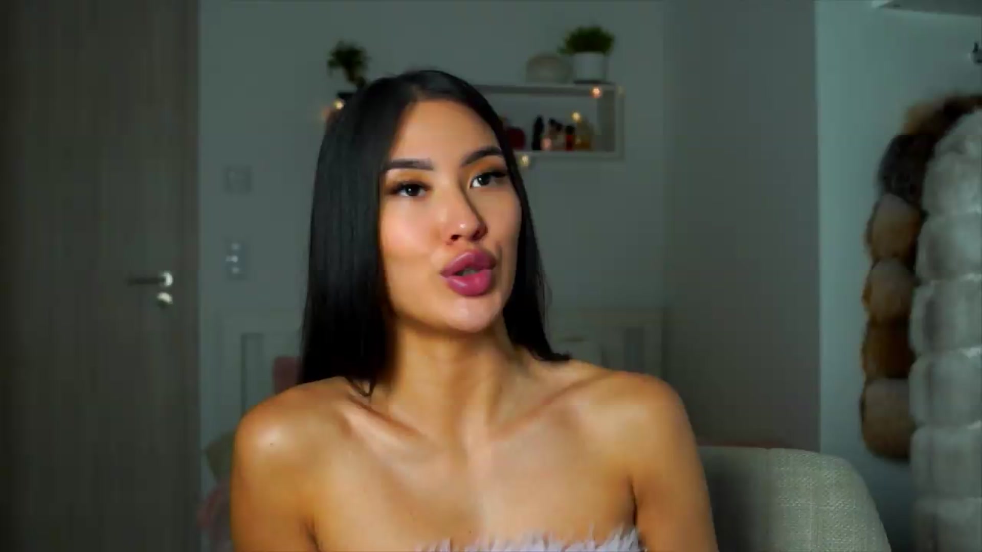 Gallery image thumbnail from SimpleMai's myfreecams stream on, 06/02/2026, 01:12 image 20 of 20