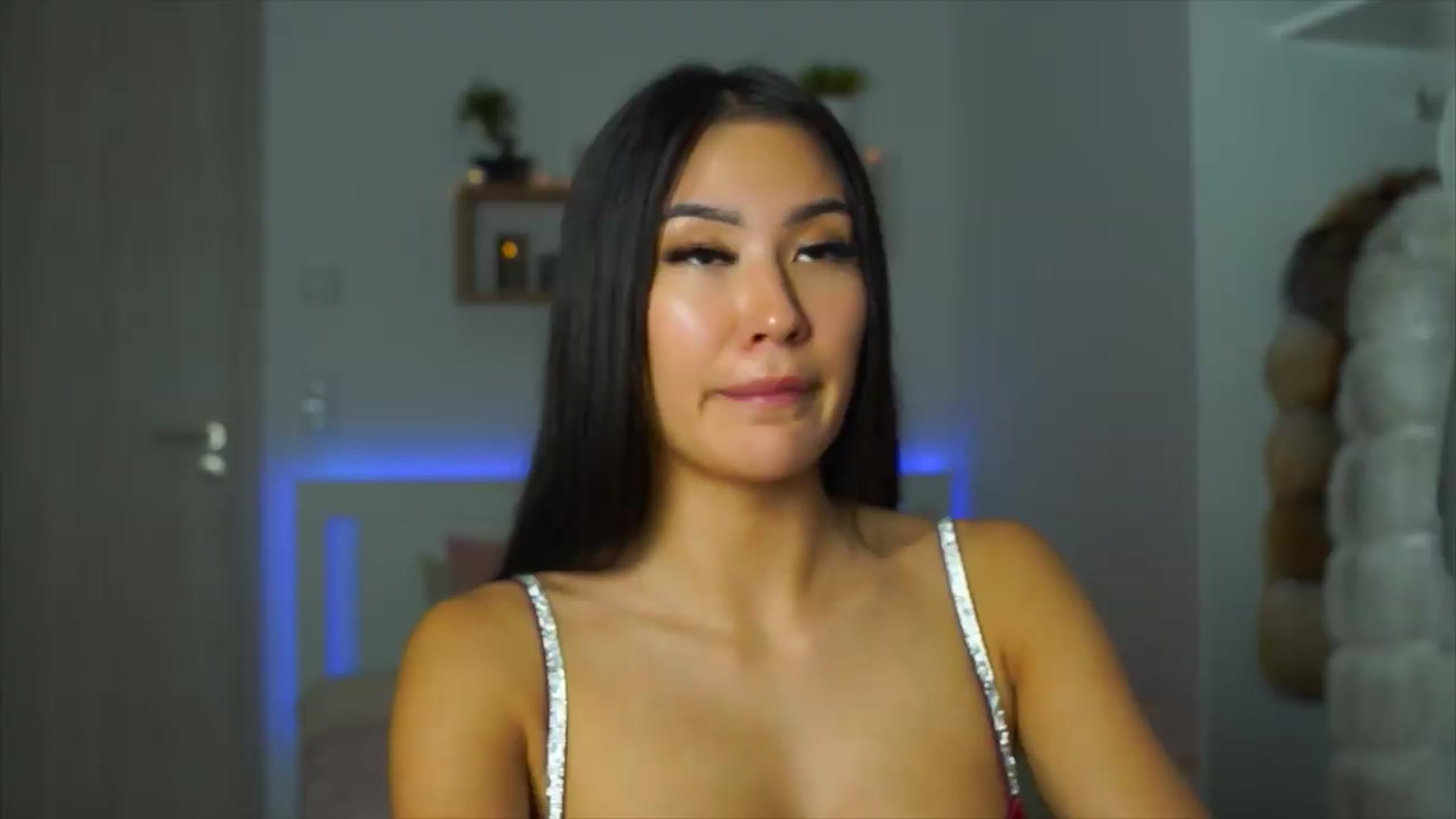 Gallery image thumbnail from SimpleMai's myfreecams stream on, 06/06/2026, 01:46 image 12 of 20