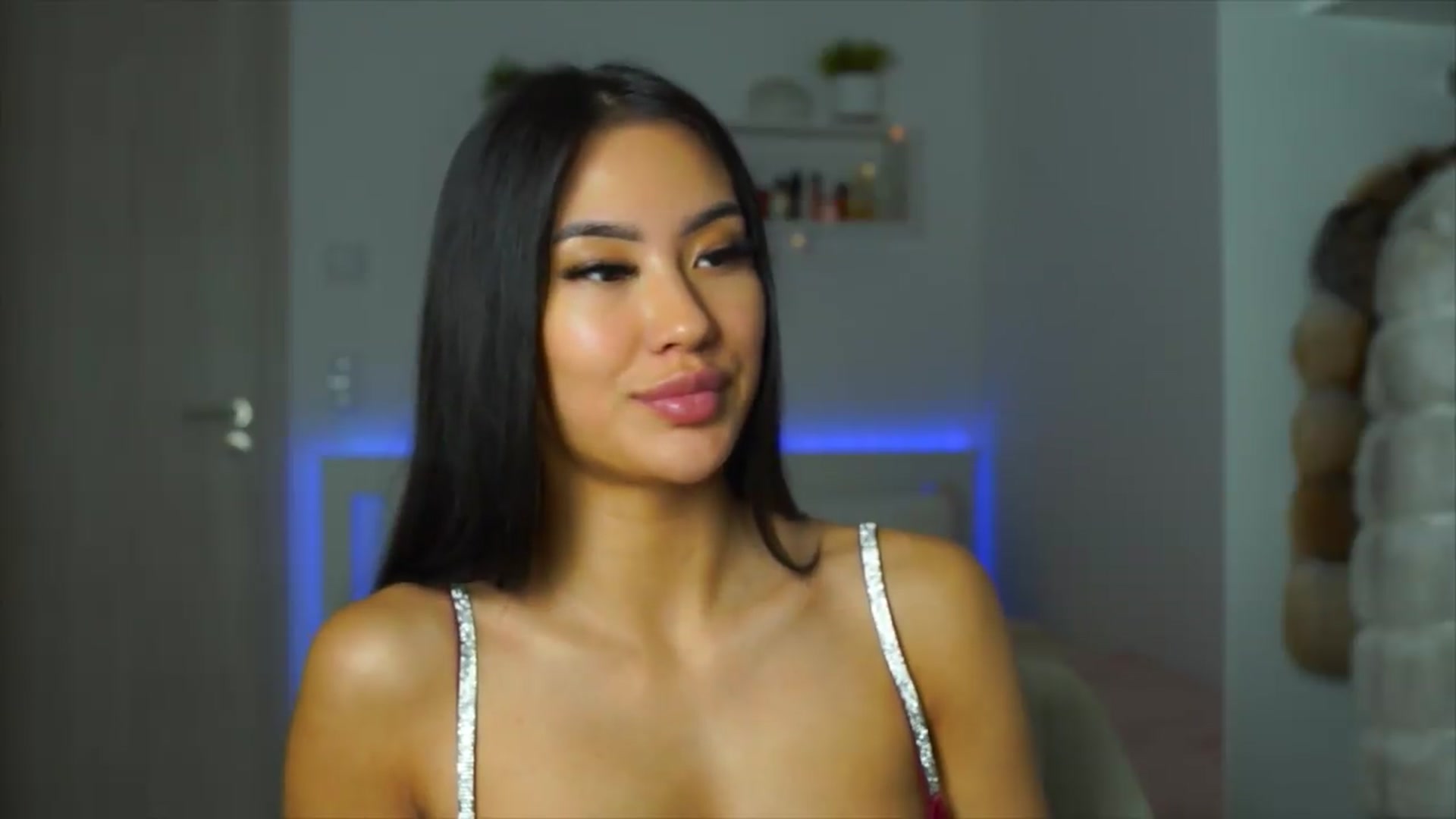 Gallery image thumbnail from SimpleMai's myfreecams stream on, 06/06/2026, 02:43 image 9 of 20