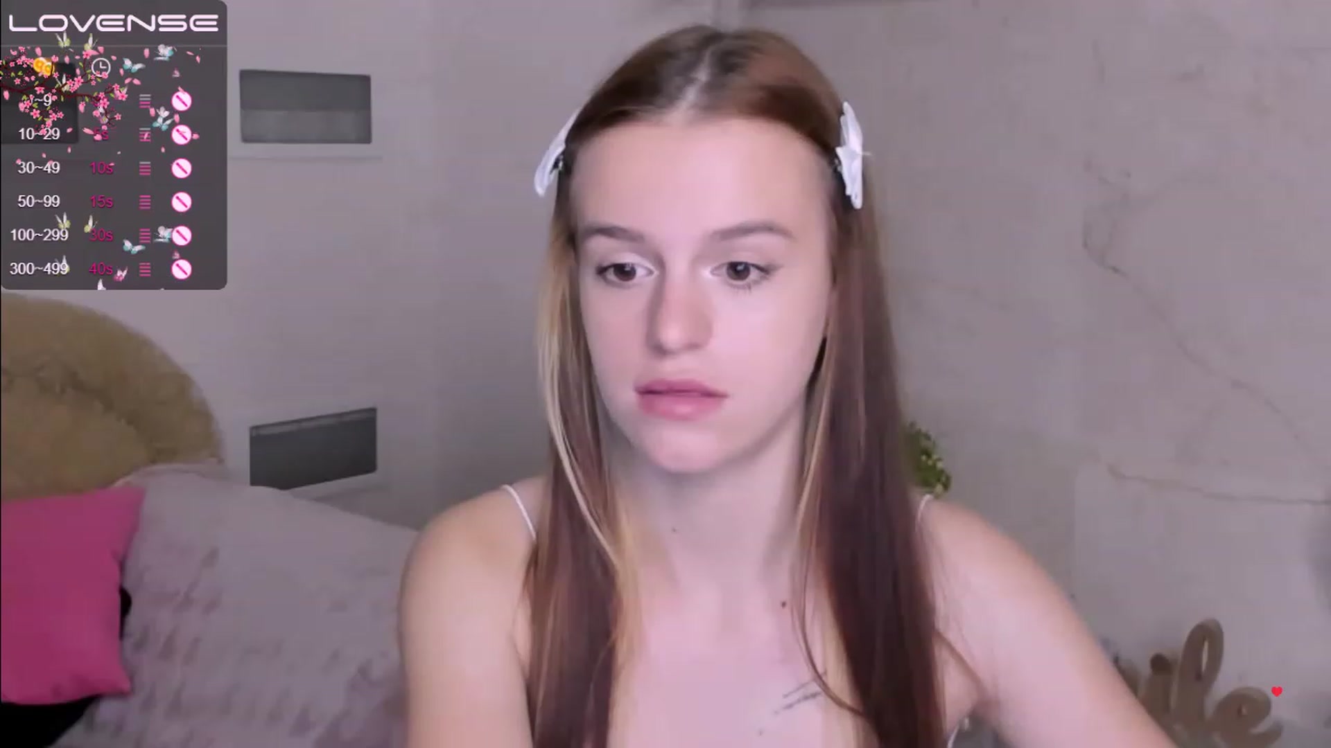 Gallery image thumbnail from SimplePeach's myfreecams stream on, 05/05/2023, 01:24 image 5 of 20