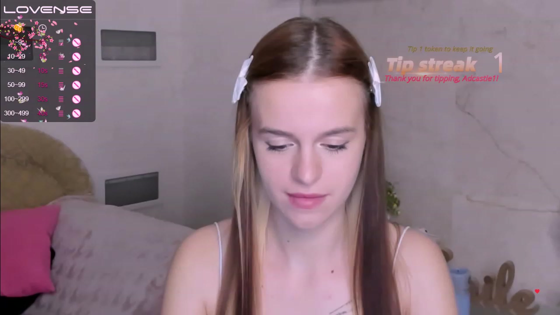 Gallery image thumbnail from SimplePeach's myfreecams stream on, 05/05/2023, 01:24 image 13 of 20