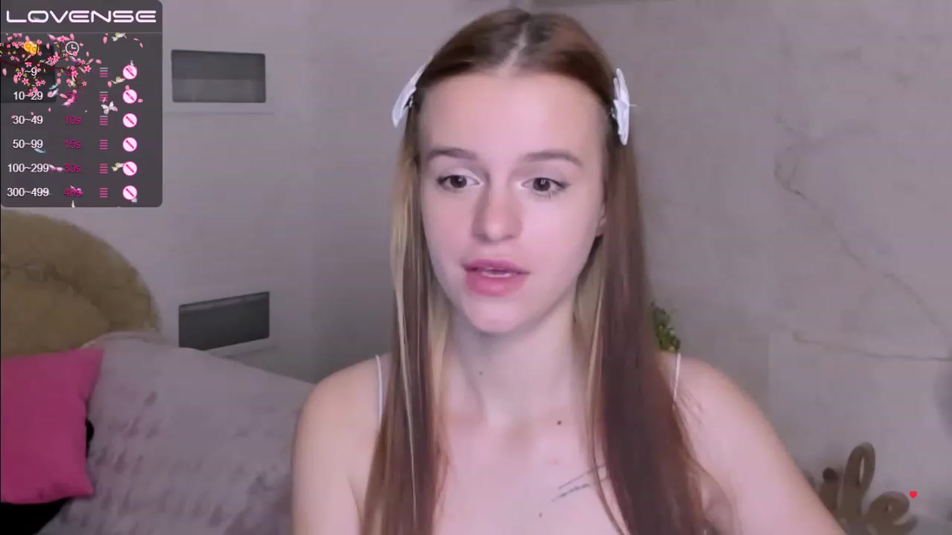 Gallery image thumbnail from SimplePeach's myfreecams stream on, 05/05/2023, 01:24 image 7 of 20