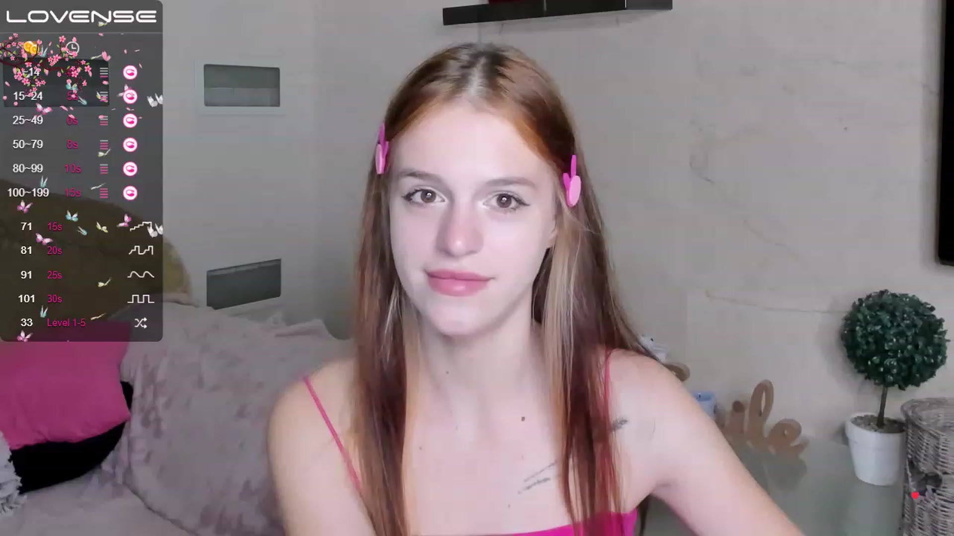 Gallery image thumbnail from SimplePeach's myfreecams stream on, 05/05/2023, 20:11 image 15 of 20