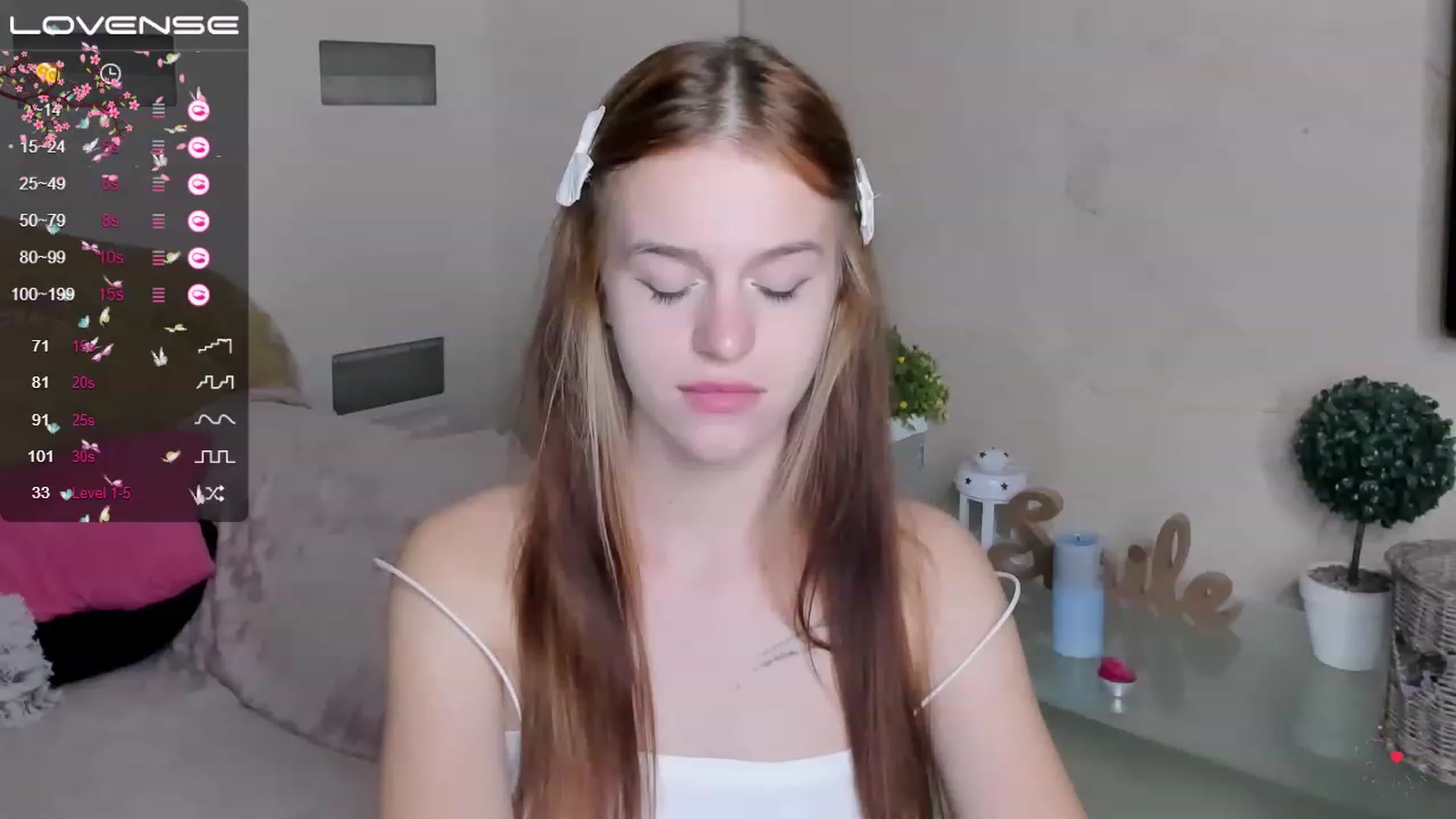 Gallery image thumbnail from SimplePeach's myfreecams stream on, 05/05/2023, 23:45 image 7 of 20