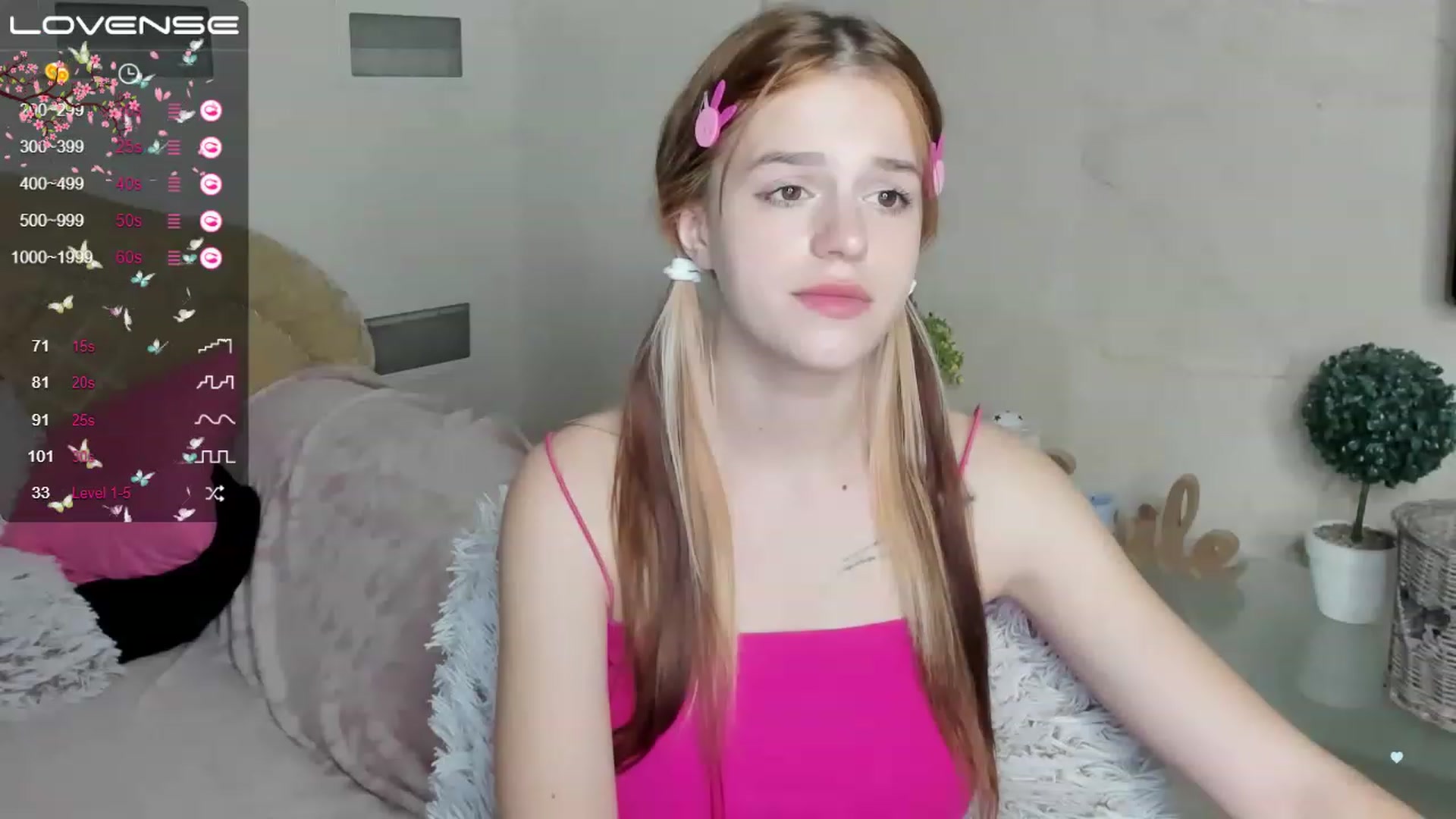 Gallery image thumbnail from SimplePeach's myfreecams stream on, 05/06/2023, 20:22 image 13 of 20