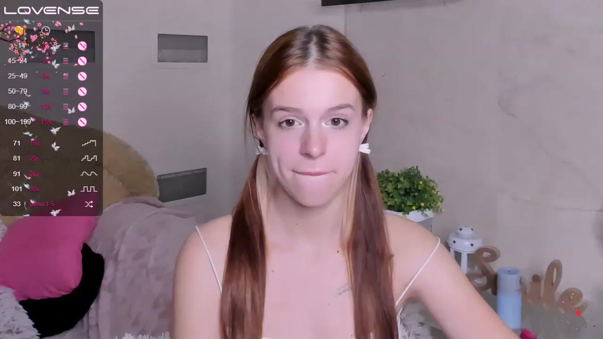 Gallery image thumbnail from SimplePeach's myfreecams stream on, 05/07/2023, 02:53 image 2 of 20