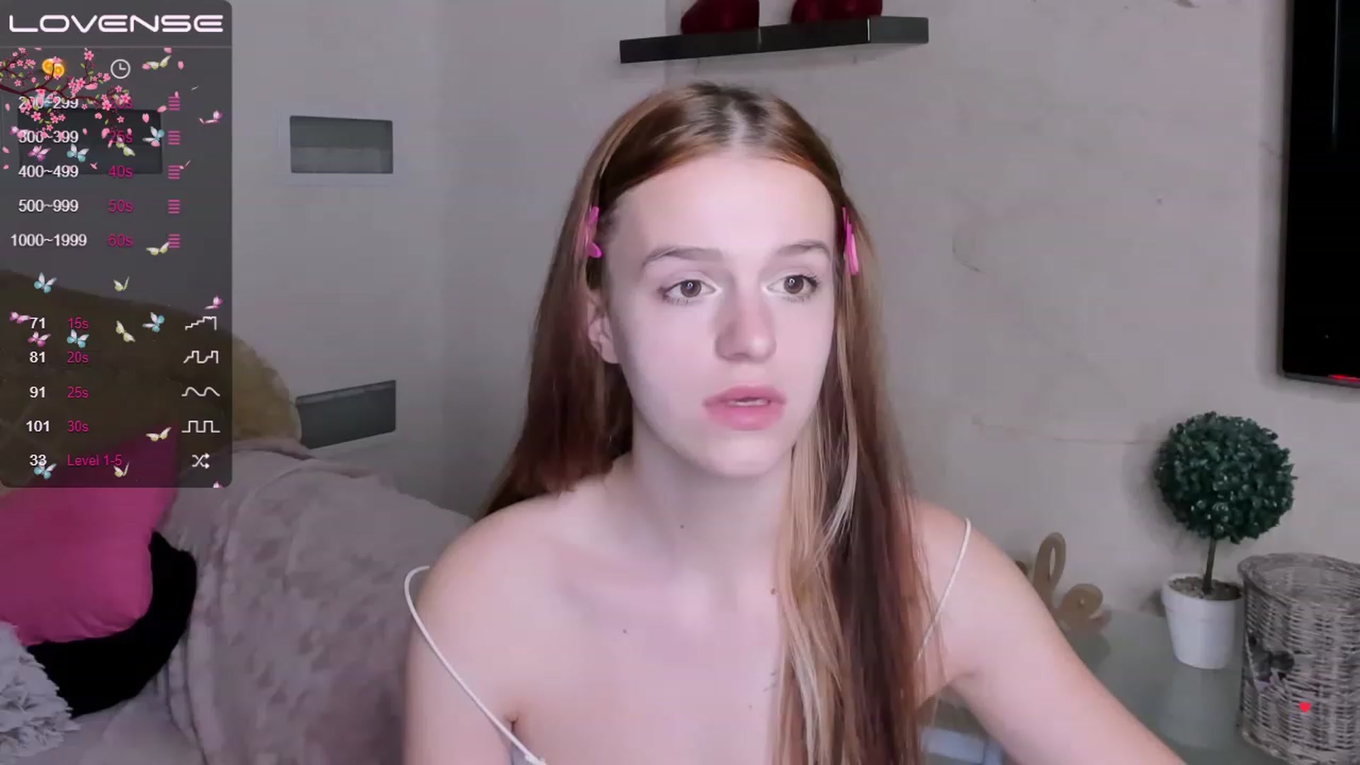 Gallery image thumbnail from SimplePeach's myfreecams stream on, 05/07/2023, 03:34 image 12 of 20