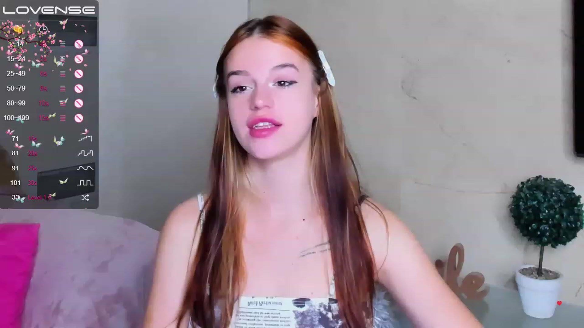 Gallery image thumbnail from SimplePeach's myfreecams stream on, 05/10/2023, 21:31 image 19 of 20