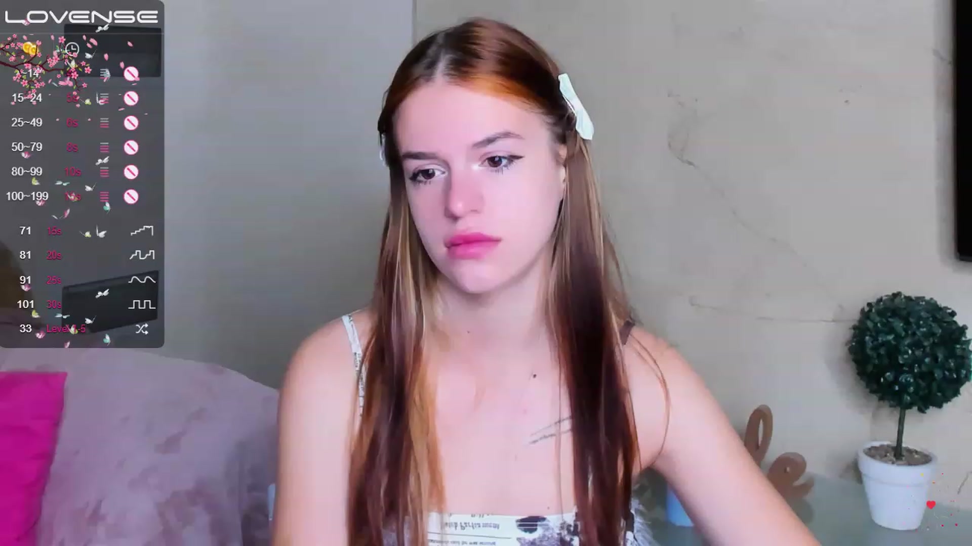 Gallery image thumbnail from SimplePeach's myfreecams stream on, 05/10/2023, 21:31 image 18 of 20