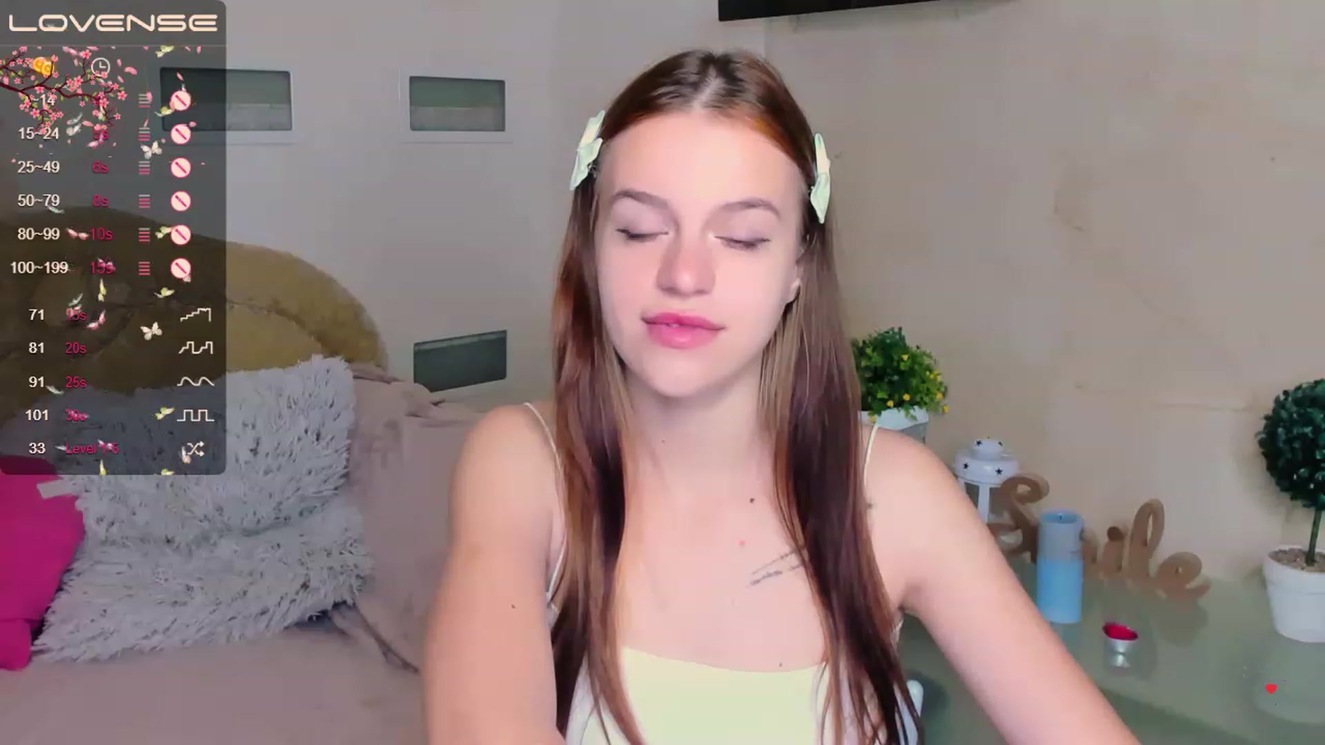 Gallery image thumbnail from SimplePeach's myfreecams stream on, 05/11/2023, 13:49 image 14 of 20