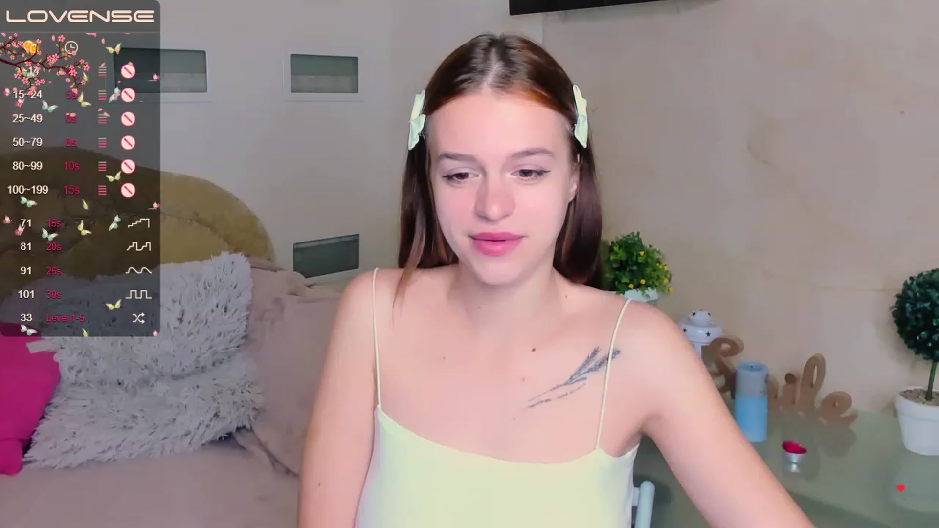 Gallery image thumbnail from SimplePeach's myfreecams stream on, 05/11/2023, 13:49 image 18 of 20