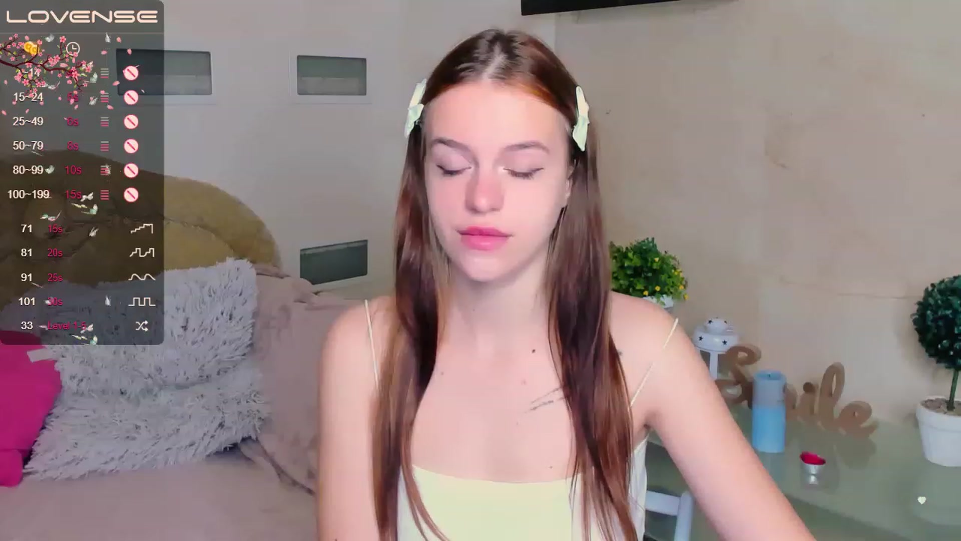 Gallery image thumbnail from SimplePeach's myfreecams stream on, 05/11/2023, 13:49 image 12 of 20