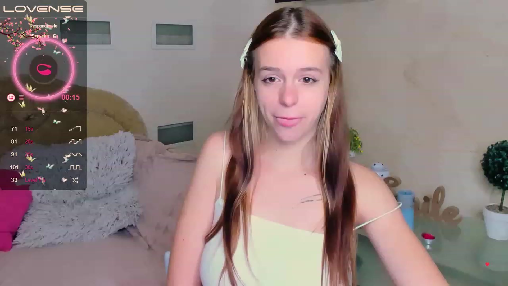Gallery image thumbnail from SimplePeach's myfreecams stream on, 05/11/2023, 16:26 image 15 of 20