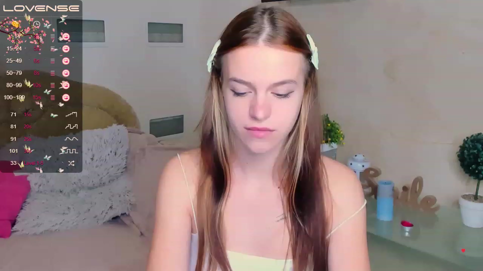 Gallery image thumbnail from SimplePeach's myfreecams stream on, 05/11/2023, 16:26 image 18 of 20