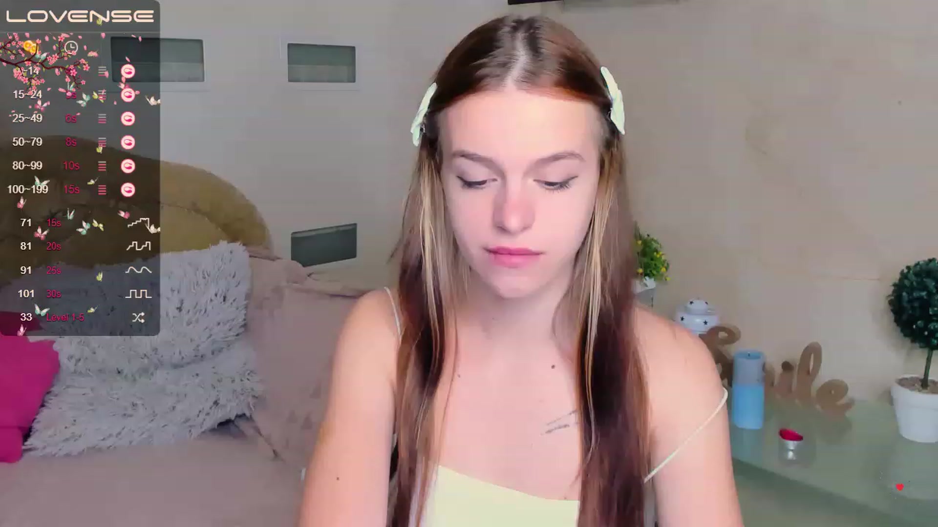 Gallery image thumbnail from SimplePeach's myfreecams stream on, 05/11/2023, 16:26 image 13 of 20