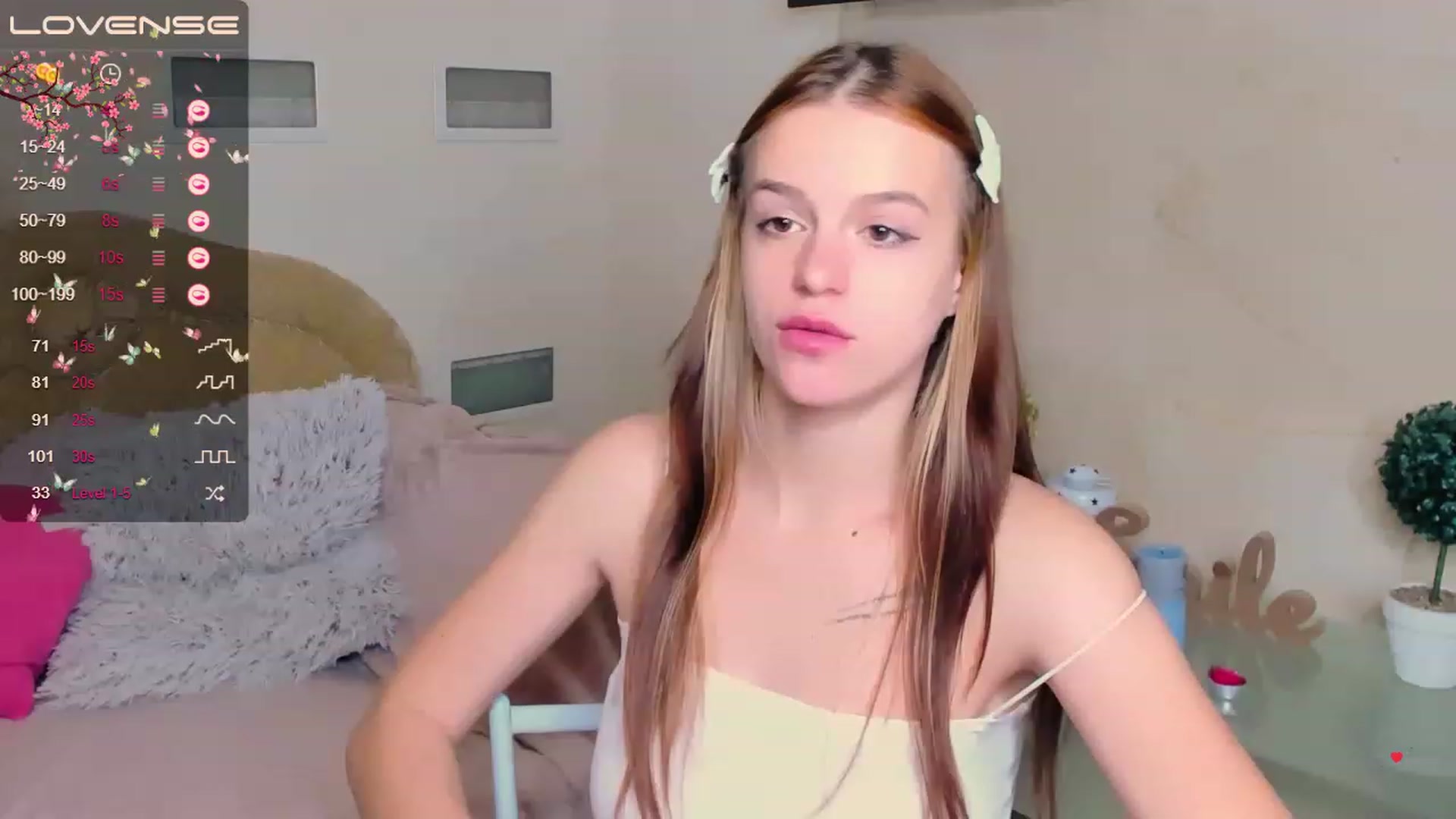 Gallery image thumbnail from SimplePeach's myfreecams stream on, 05/11/2023, 17:01 image 1 of 20
