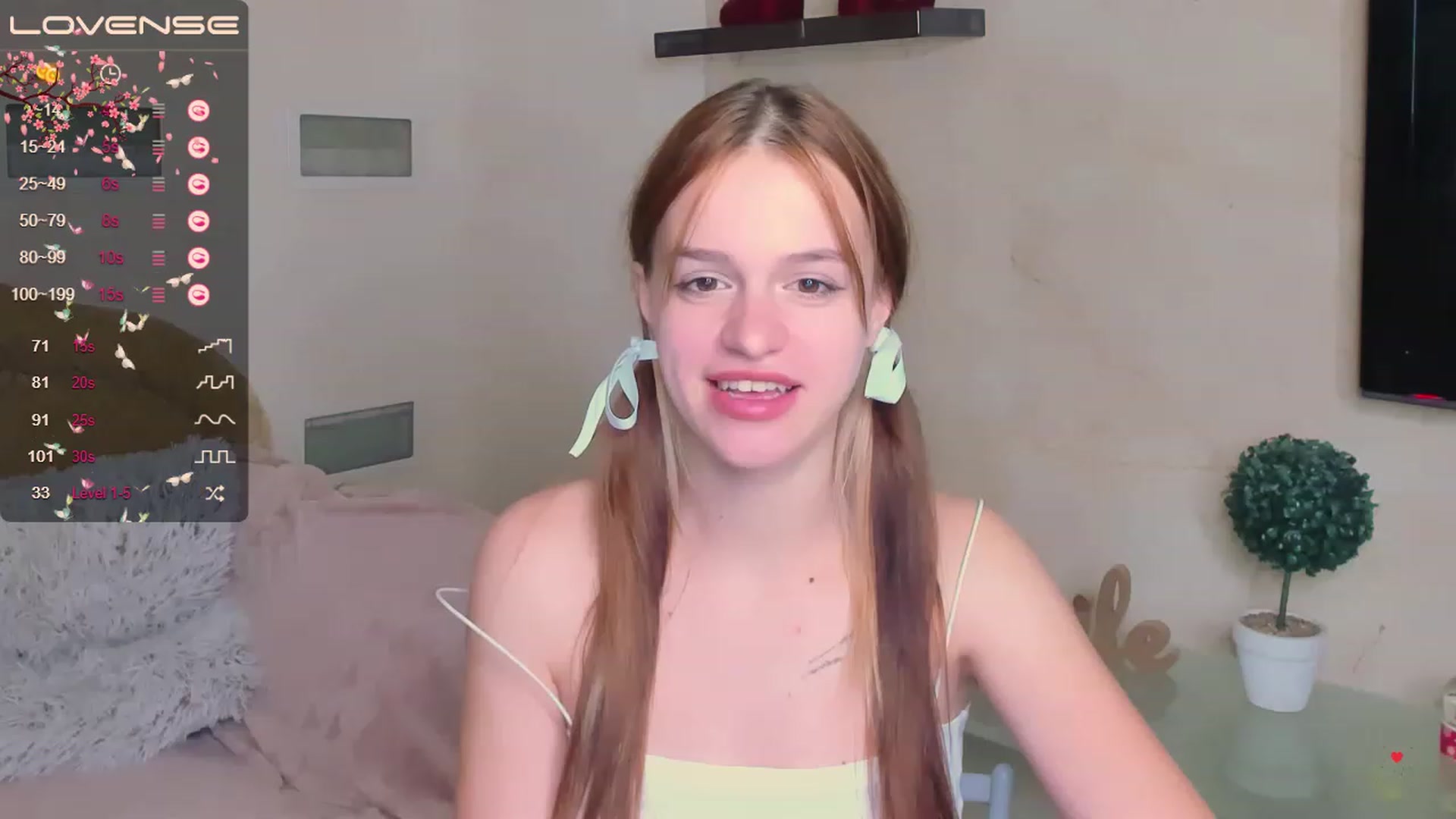 Gallery image thumbnail from SimplePeach's myfreecams stream on, 05/11/2023, 19:37 image 13 of 20