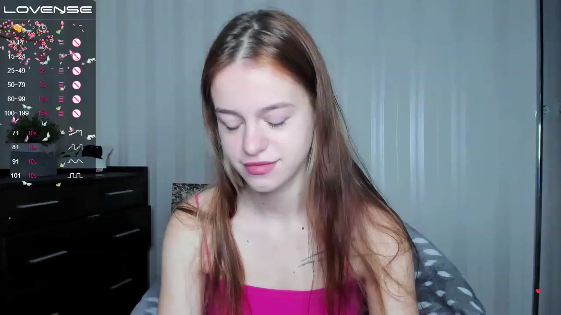 Gallery image thumbnail from SimplePeach's myfreecams stream on, 05/18/2023, 11:45 image 18 of 20