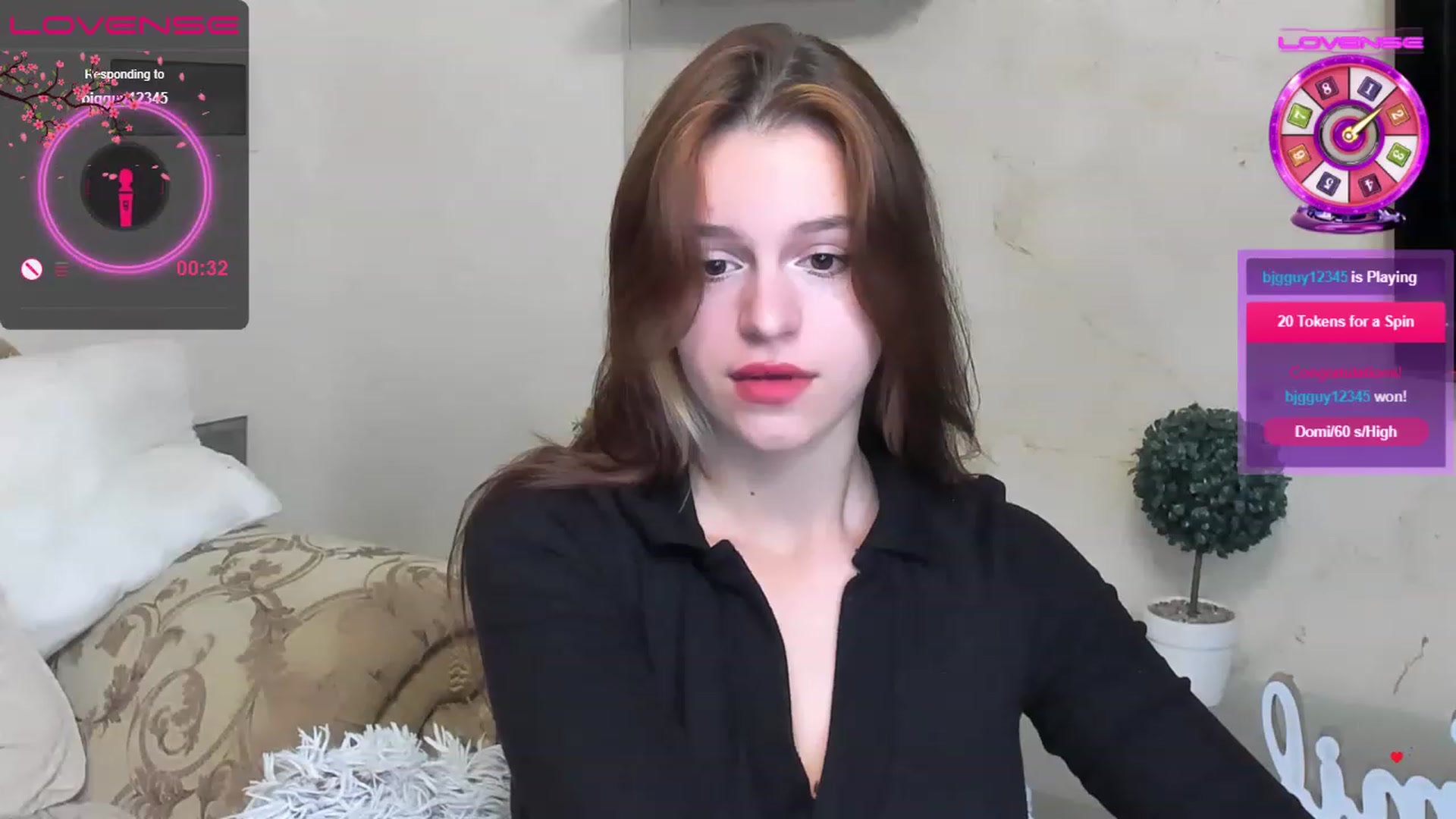 Gallery image thumbnail from SimplePeach's myfreecams stream on, 05/24/2023, 19:45 image 8 of 20