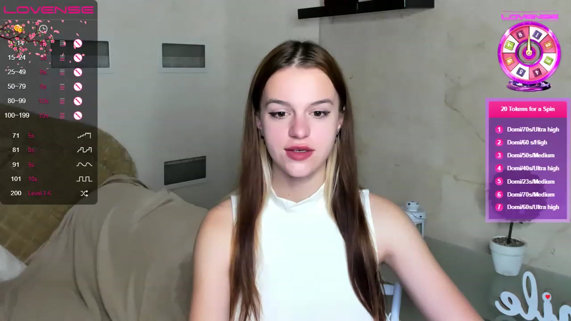 Gallery image thumbnail from SimplePeach's myfreecams stream on, 06/04/2023, 21:15 image 4 of 20