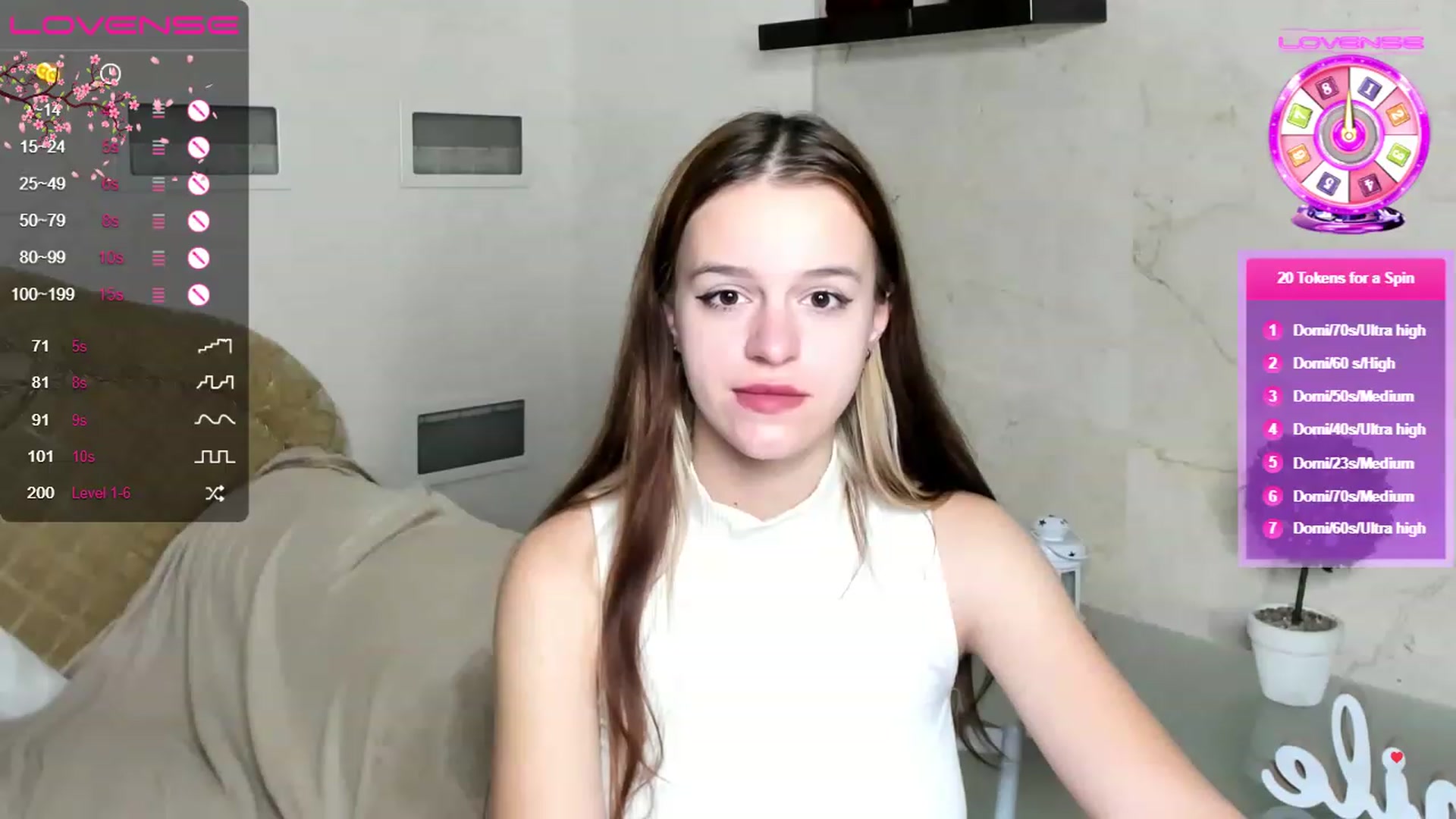 Gallery image thumbnail from SimplePeach's myfreecams stream on, 06/04/2023, 22:10 image 17 of 20