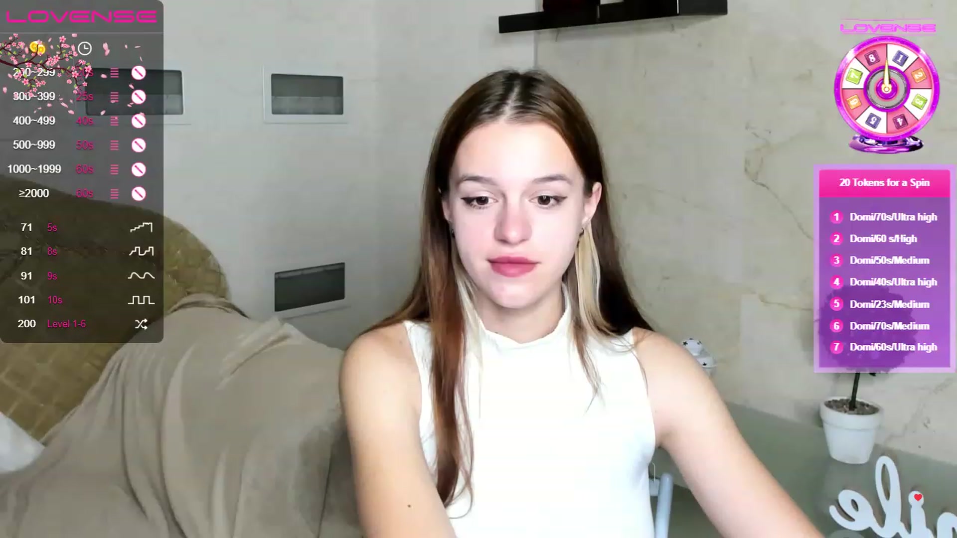 Gallery image thumbnail from SimplePeach's myfreecams stream on, 06/04/2023, 22:10 image 8 of 20