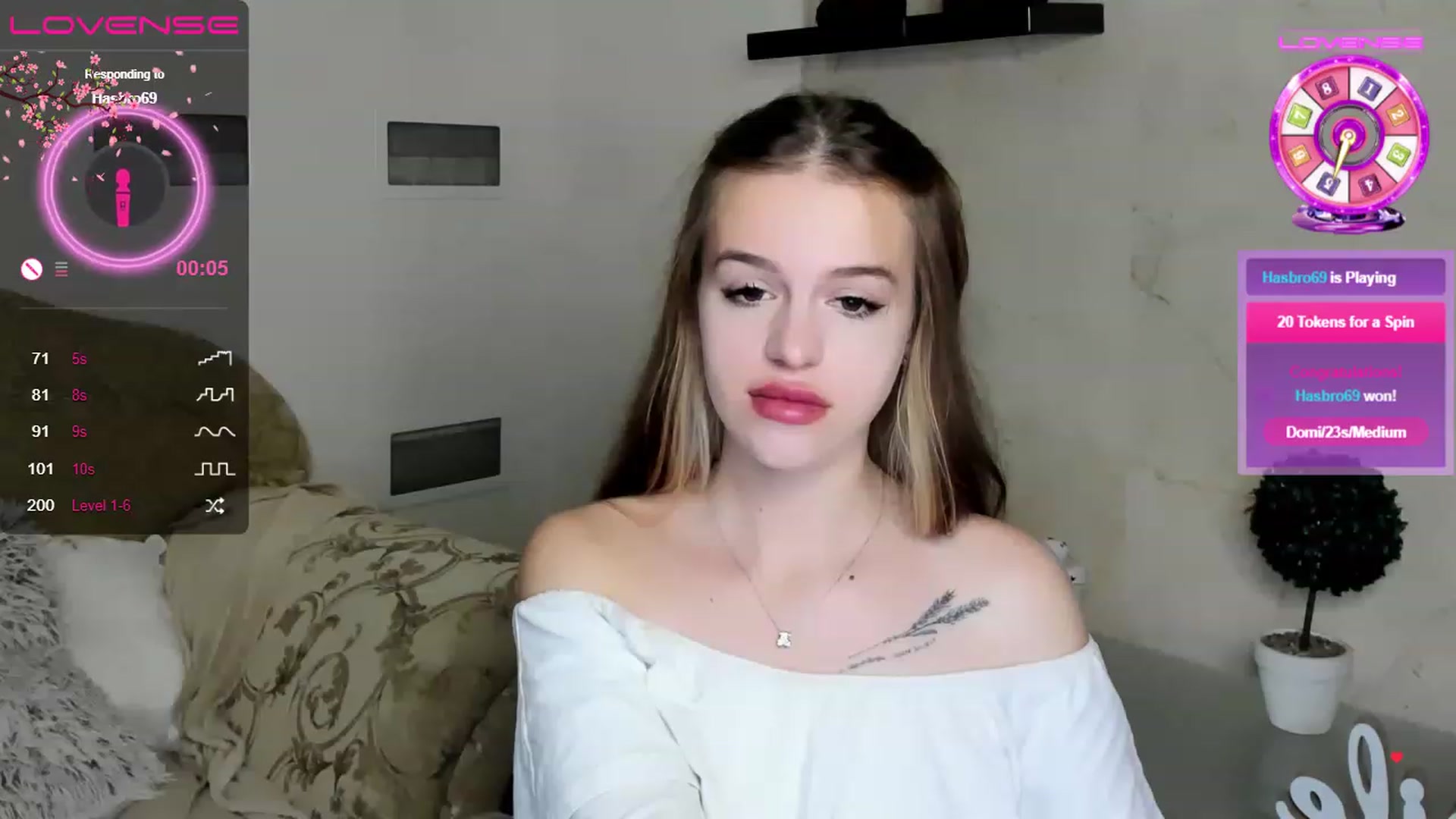 Gallery image thumbnail from SimplePeach's myfreecams stream on, 06/11/2023, 23:13 image 14 of 20