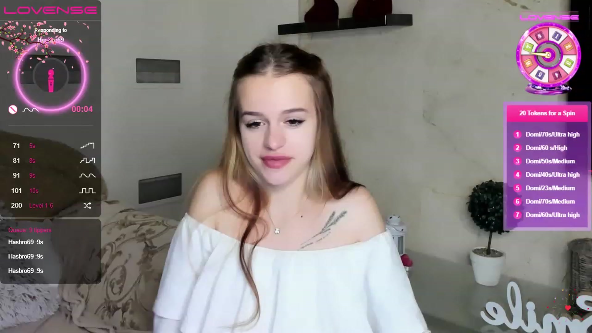 Gallery image thumbnail from SimplePeach's myfreecams stream on, 06/12/2023, 01:27 image 7 of 20