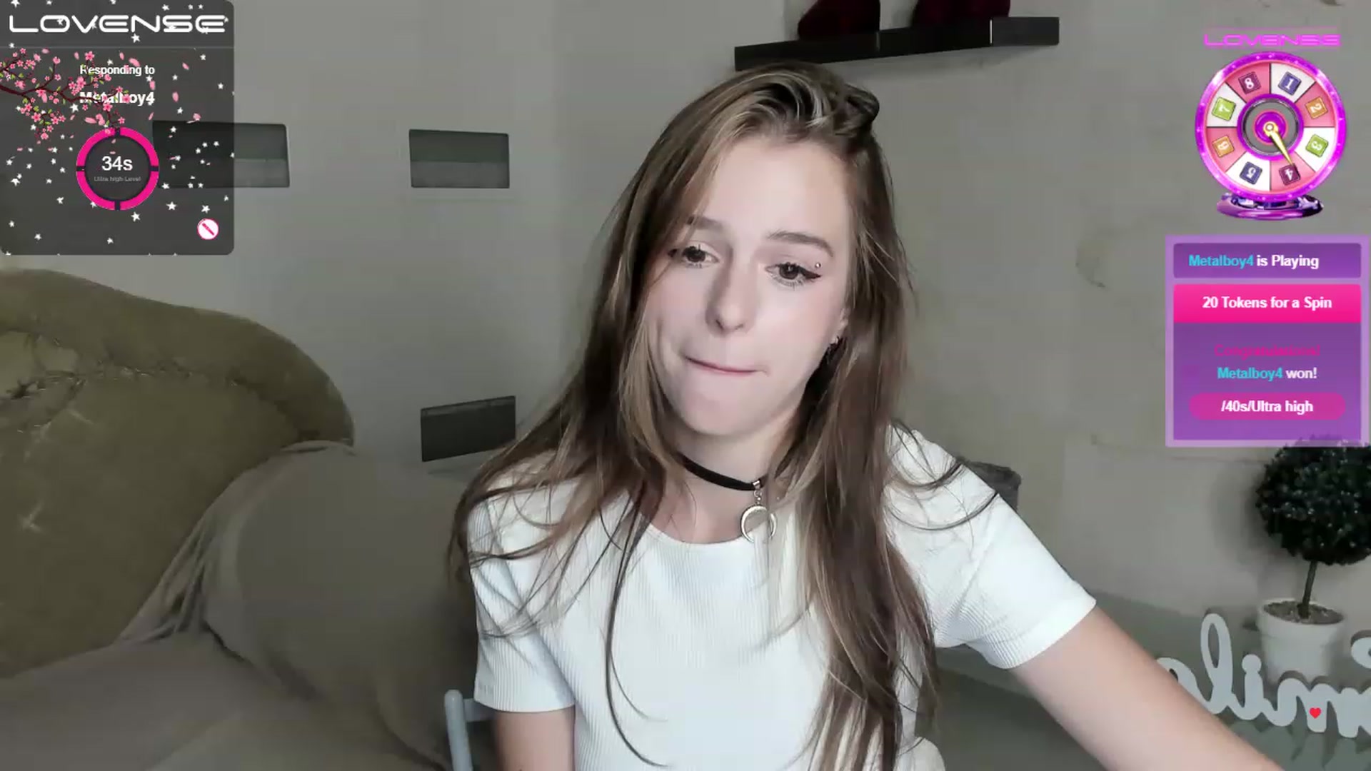 Gallery image thumbnail from SimplePeach's myfreecams stream on, 06/20/2023, 20:05 image 16 of 20