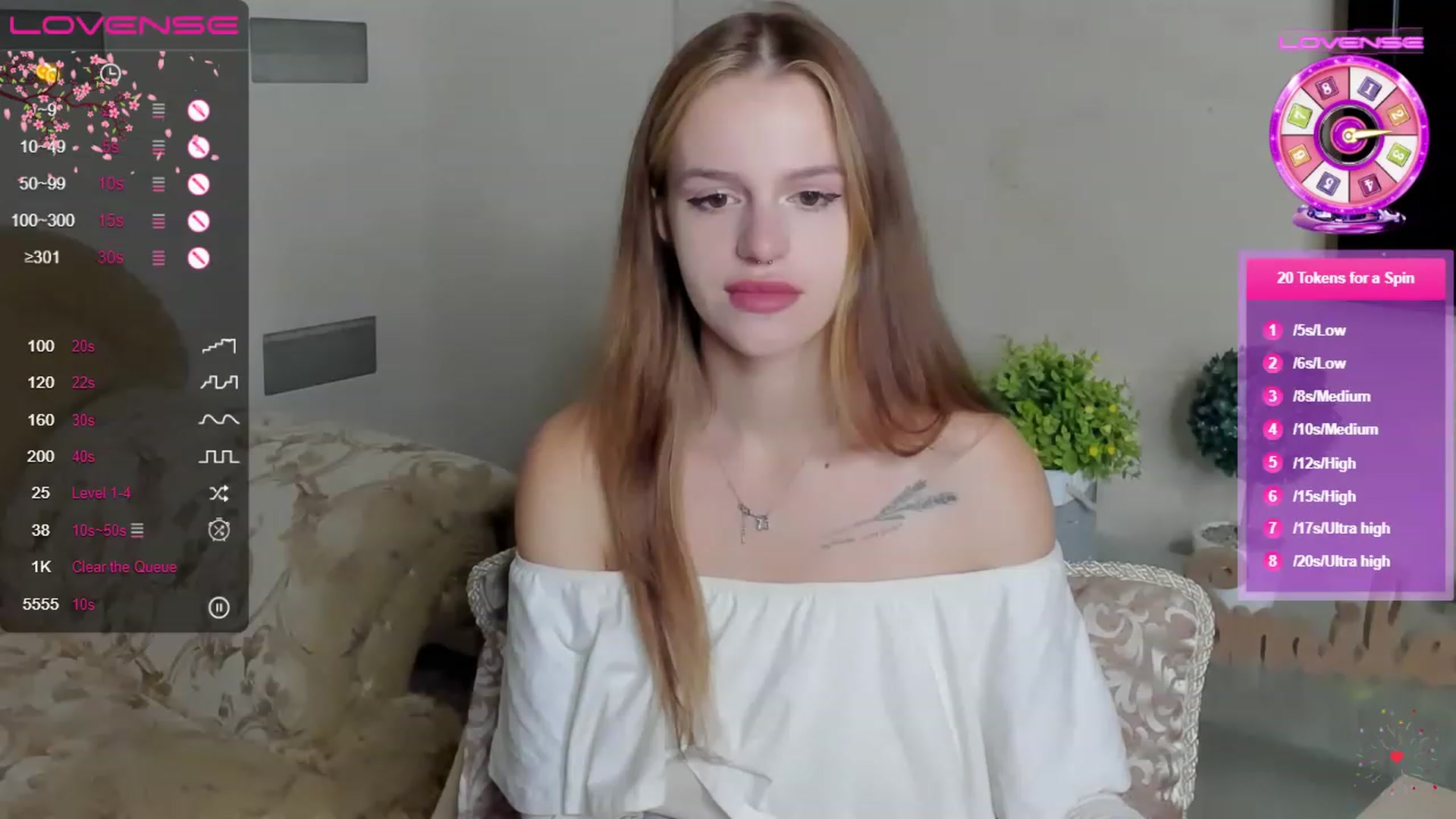Gallery image thumbnail from SimplePeach's myfreecams stream on, 06/28/2023, 24:06 image 3 of 20
