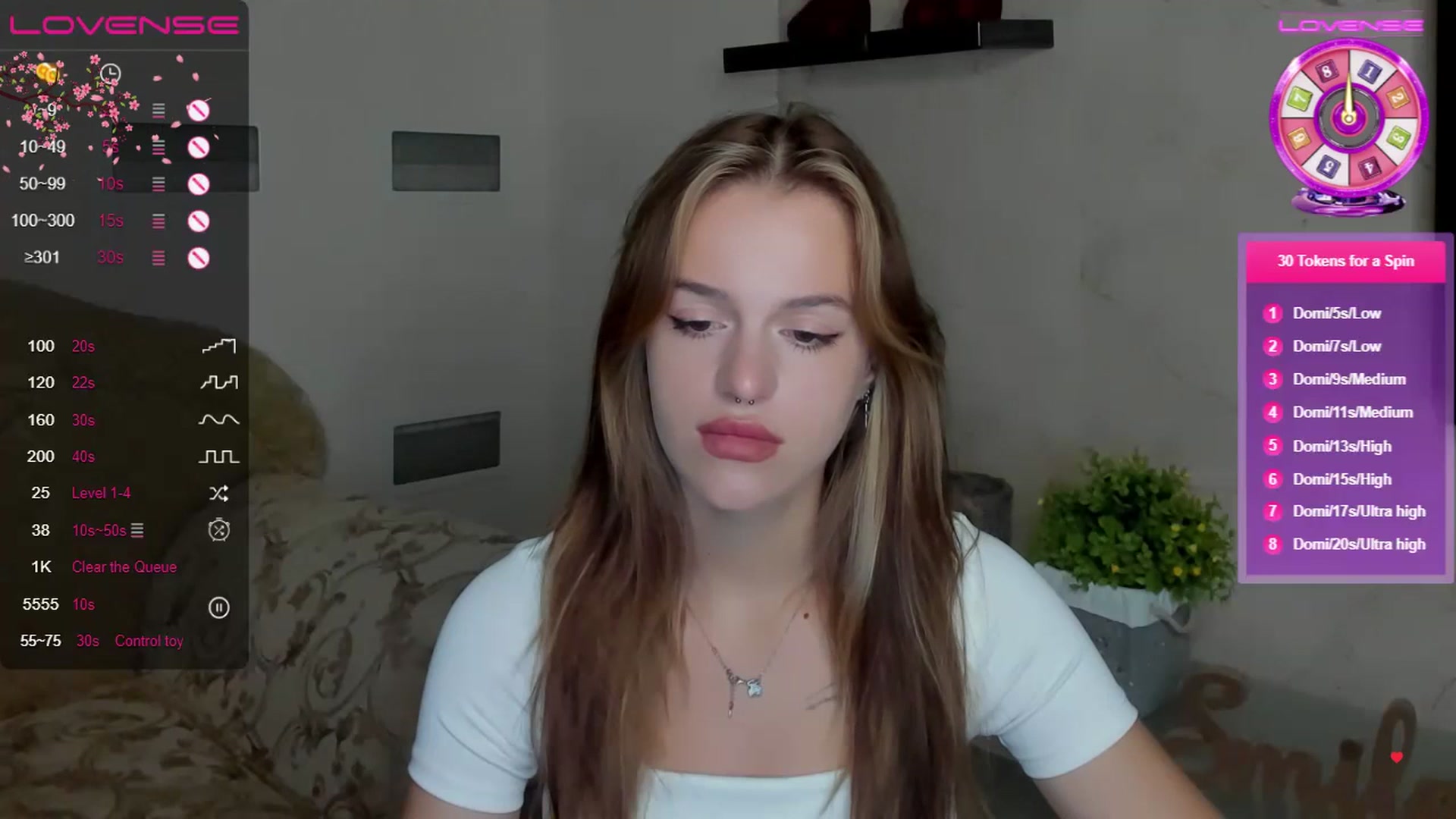 Gallery image thumbnail from SimplePeach's myfreecams stream on, 07/11/2023, 21:22 image 5 of 20