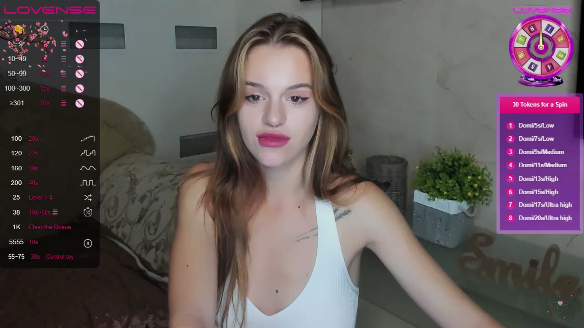Gallery image thumbnail from SimplePeach's myfreecams stream on, 07/17/2023, 22:35 image 17 of 20