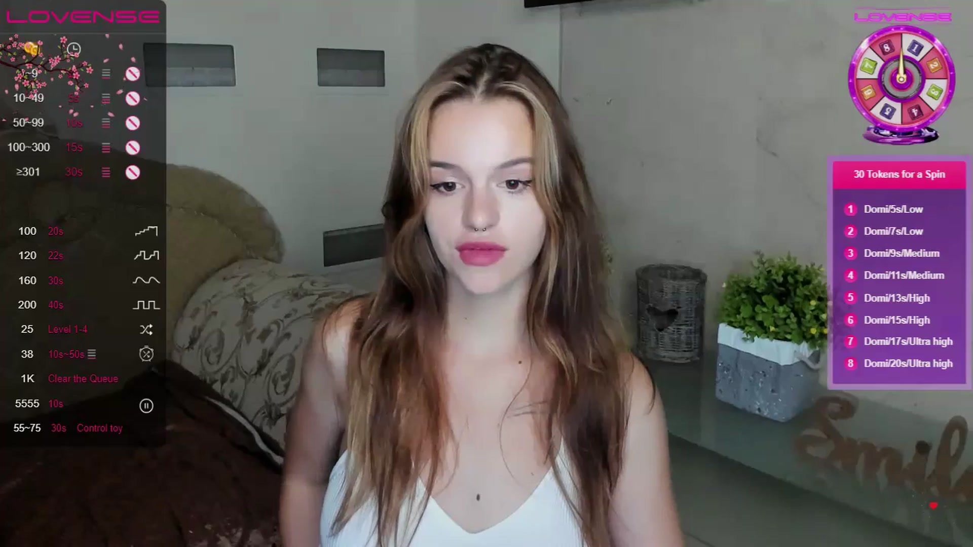 Gallery image thumbnail from SimplePeach's myfreecams stream on, 07/18/2023, 01:32 image 13 of 20