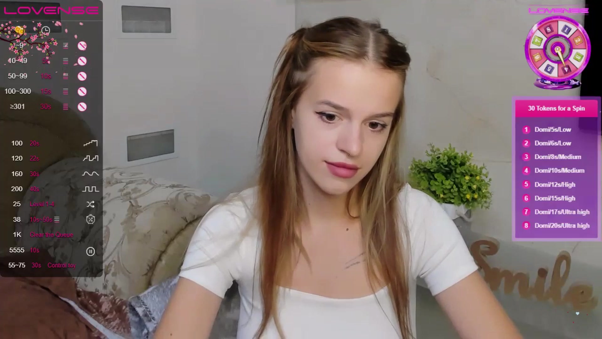 Gallery image thumbnail from SimplePeach's myfreecams stream on, 07/20/2023, 21:09 image 14 of 20