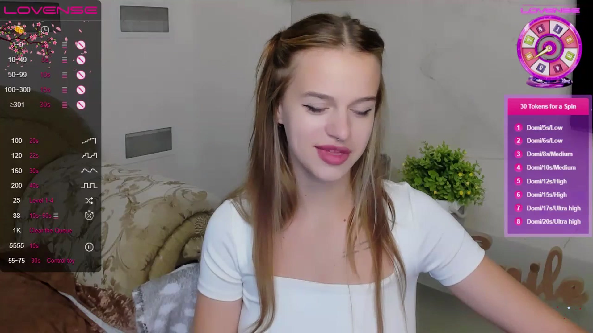 Gallery image thumbnail from SimplePeach's myfreecams stream on, 07/20/2023, 21:09 image 7 of 20