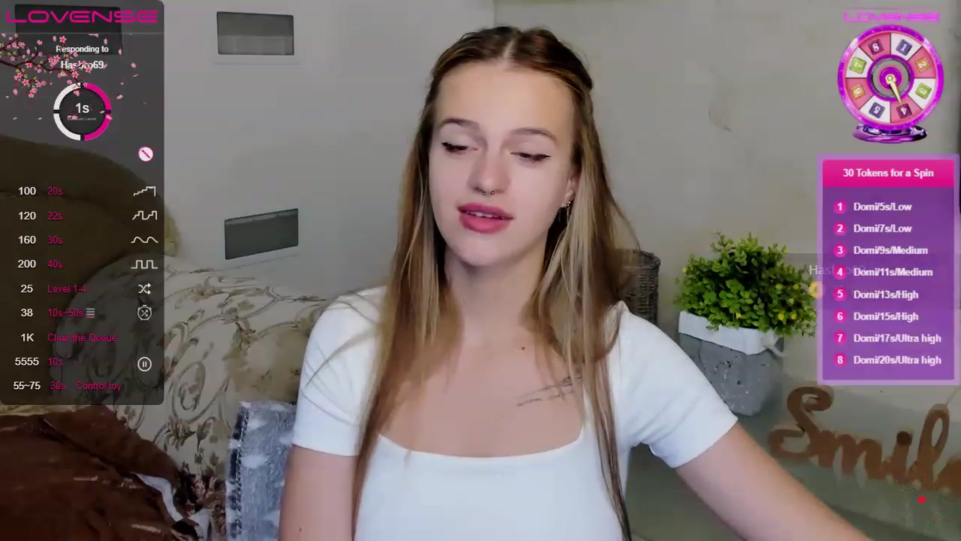 Gallery image thumbnail from SimplePeach's myfreecams stream on, 07/21/2023, 24:08 image 12 of 20